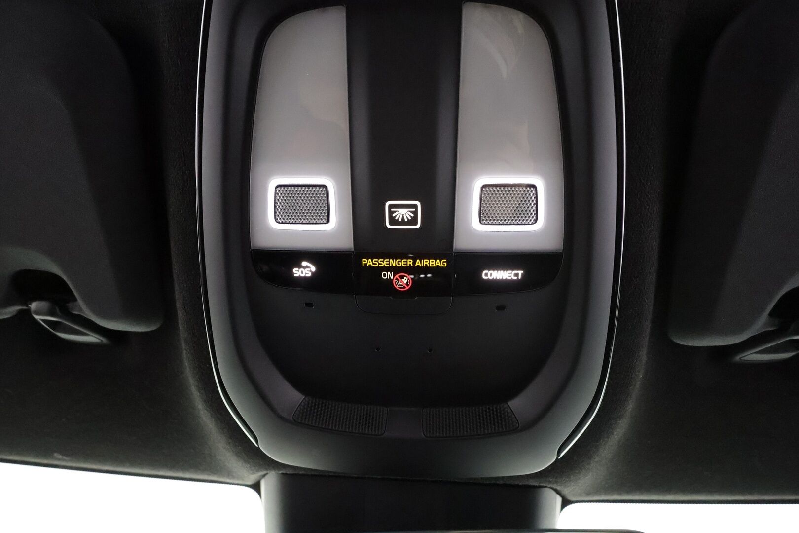 POLESTAR 2 2022 Dual Motor 78 kWh * ACC / ILP / Pixel-LED / Lasikatto / H&K / 360-Kamera / Sporttipenkit / Apple&Android * - Merkkihuollettu / Koti & kauppalaturi