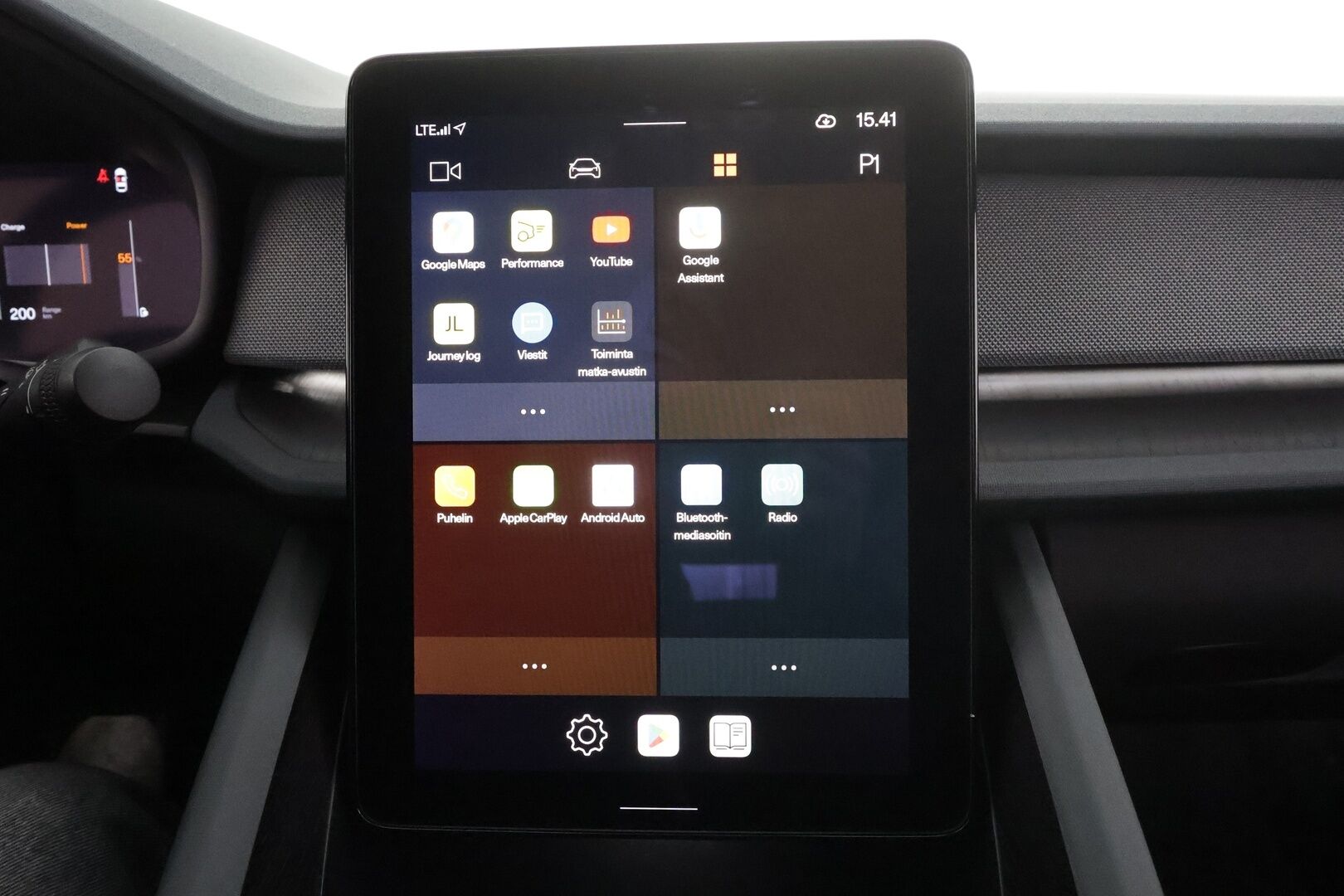 POLESTAR 2 2022 Dual Motor 78 kWh * ACC / ILP / Pixel-LED / Lasikatto / H&K / 360-Kamera / Sporttipenkit / Apple&Android * - Merkkihuollettu / Koti & kauppalaturi