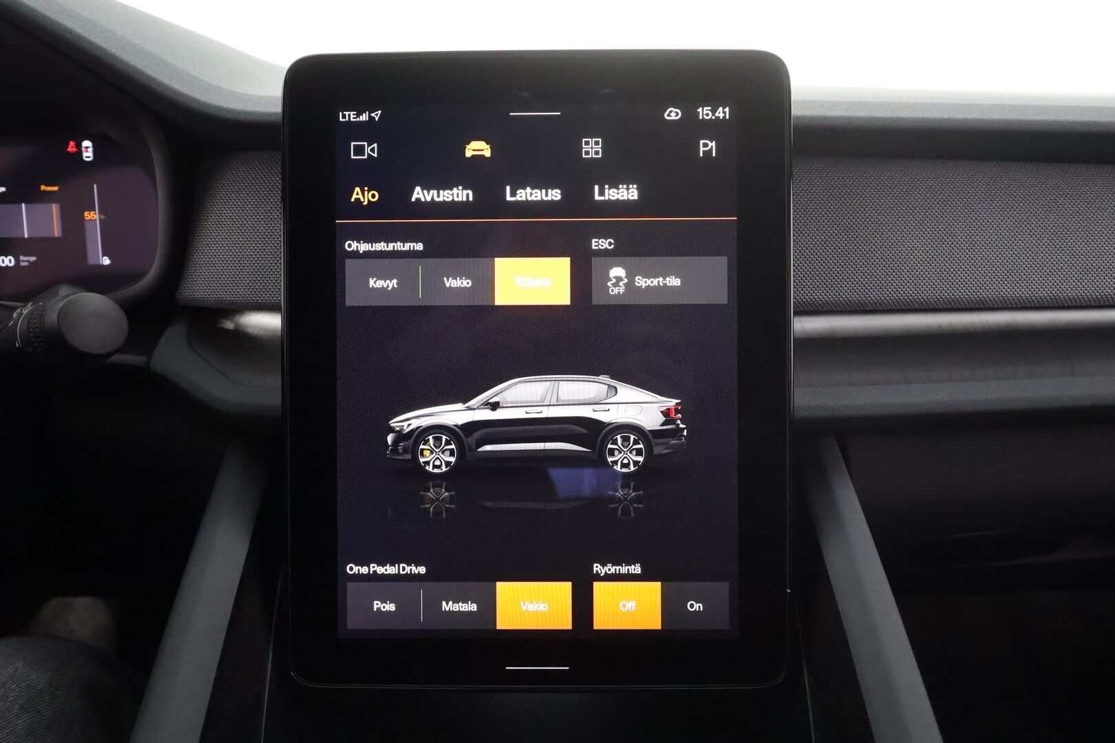 POLESTAR 2 2022 Dual Motor 78 kWh * ACC / ILP / Pixel-LED / Lasikatto / H&K / 360-Kamera / Sporttipenkit / Apple&Android * - Merkkihuollettu / Koti & kauppalaturi