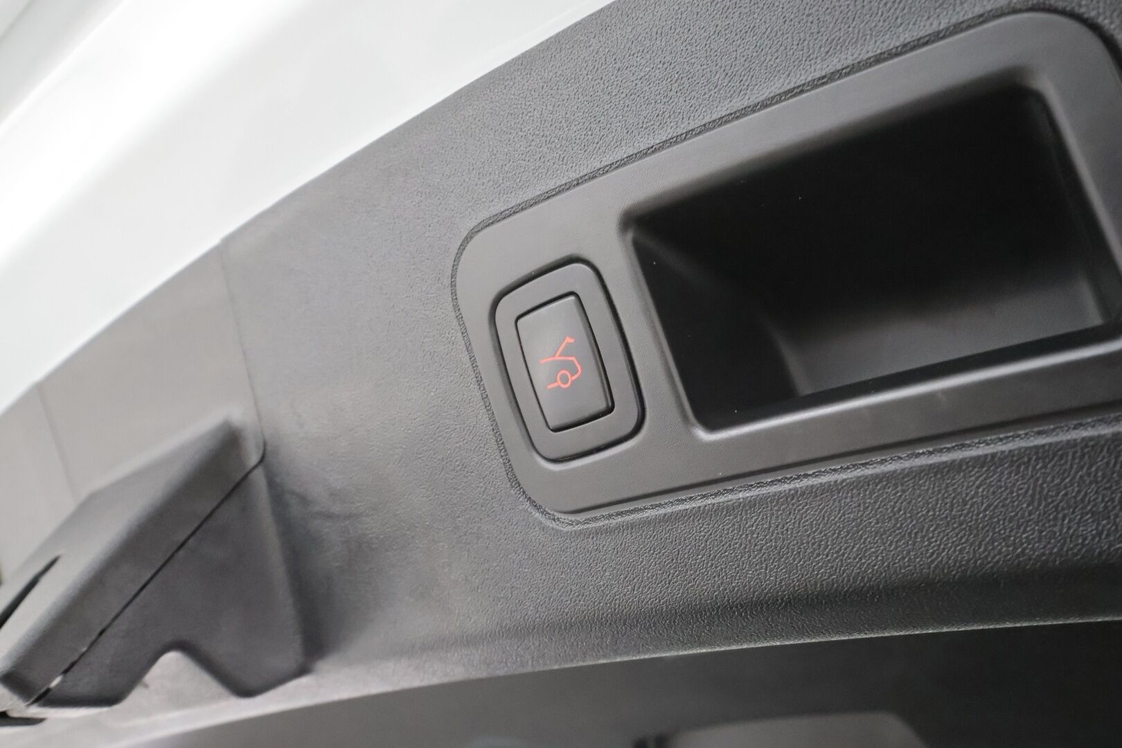 TESLA MODEL S 2019 Long Range Dual Motor AWD * FSD / Lasikatto / ACC / LED / P.Kamera / Muistipenkki / Premium Audio * - 2x Latauskaapelit / Kahdet renkaat - HULLUT AVAJAISHULINAT KORKOTARJOUS 3,29 %