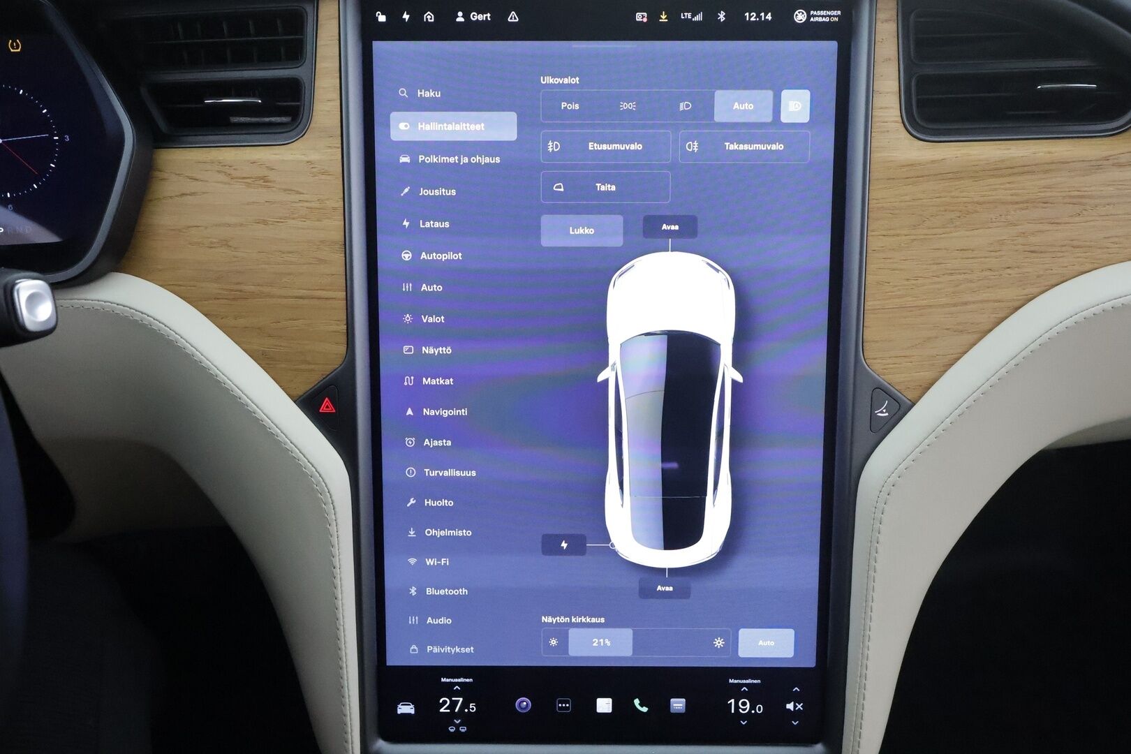 TESLA MODEL S 2019 Long Range Dual Motor AWD * FSD / Lasikatto / ACC / LED / P.Kamera / Muistipenkki / Premium Audio * - 2x Latauskaapelit / Kahdet renkaat - HULLUT AVAJAISHULINAT KORKOTARJOUS 3,29 %