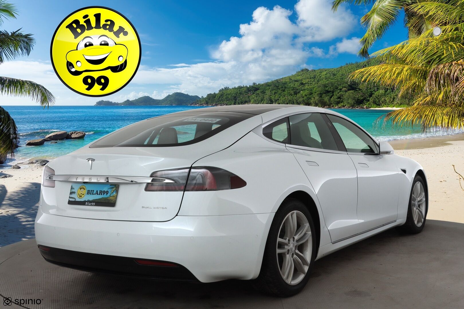 TESLA MODEL S 2019 Long Range Dual Motor AWD * FSD / Lasikatto / ACC / LED / P.Kamera / Muistipenkki / Premium Audio * - 2x Latauskaapelit / Kahdet renkaat