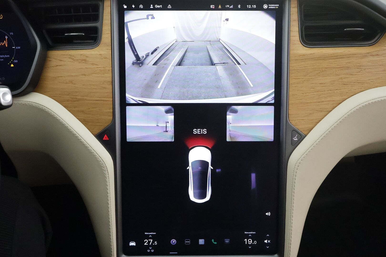 TESLA MODEL S 2019 Long Range Dual Motor AWD * FSD / Lasikatto / ACC / LED / P.Kamera / Muistipenkki / Premium Audio * - 2x Latauskaapelit / Kahdet renkaat