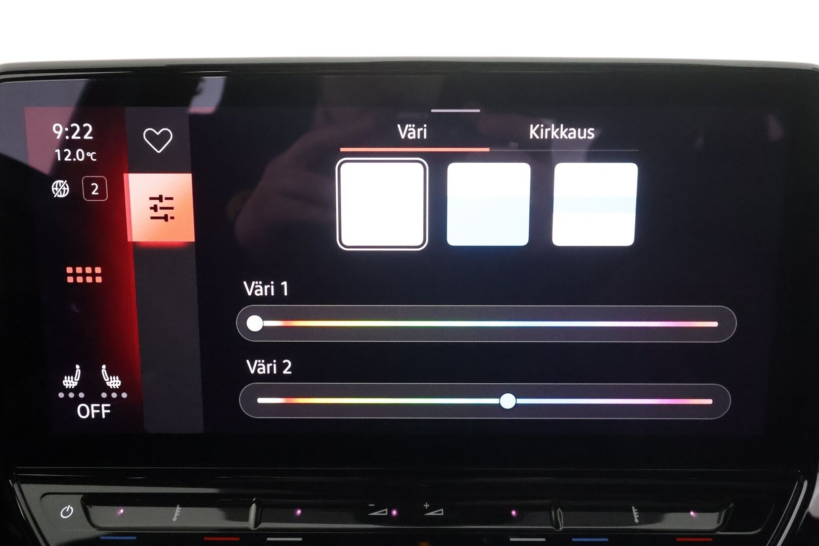 VOLKSWAGEN ID.5 2022 GTX Dual Motor AWD Business Max * Koukku / ILP / ACC / Matrix / Lasikatto / P.Kamera / Hierovat Sportpenkit Muistilla * - Akku kuntotarkastettu SoH 93.7% / HUD / 2x alut / Adaptiivinen vakionopeudensäädin / P.Kamera / Ambient / LED - HULLUT AVAJAISHULINAT KORKOTARJOUS 3,29 %