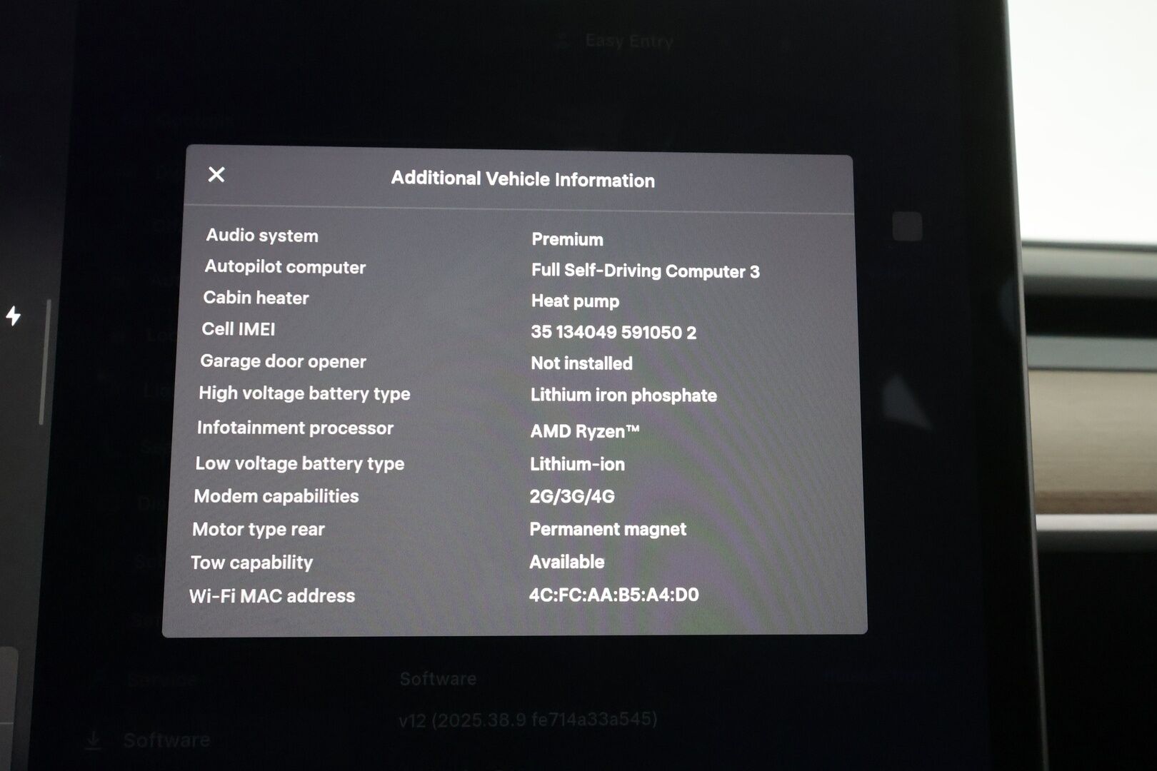 TESLA MODEL Y 2023 RWD * Vetokoukku / Lämpöpumppu / Lasikatto / Premium Audio / Peruutuskamera / Matrix LED / Muistipenkki / Kaistavahti - 2x Renkaat / Juuri tullut Tampereelle! - HULLUT AVAJAISHULINAT KORKOTARJOUS 3,29 %