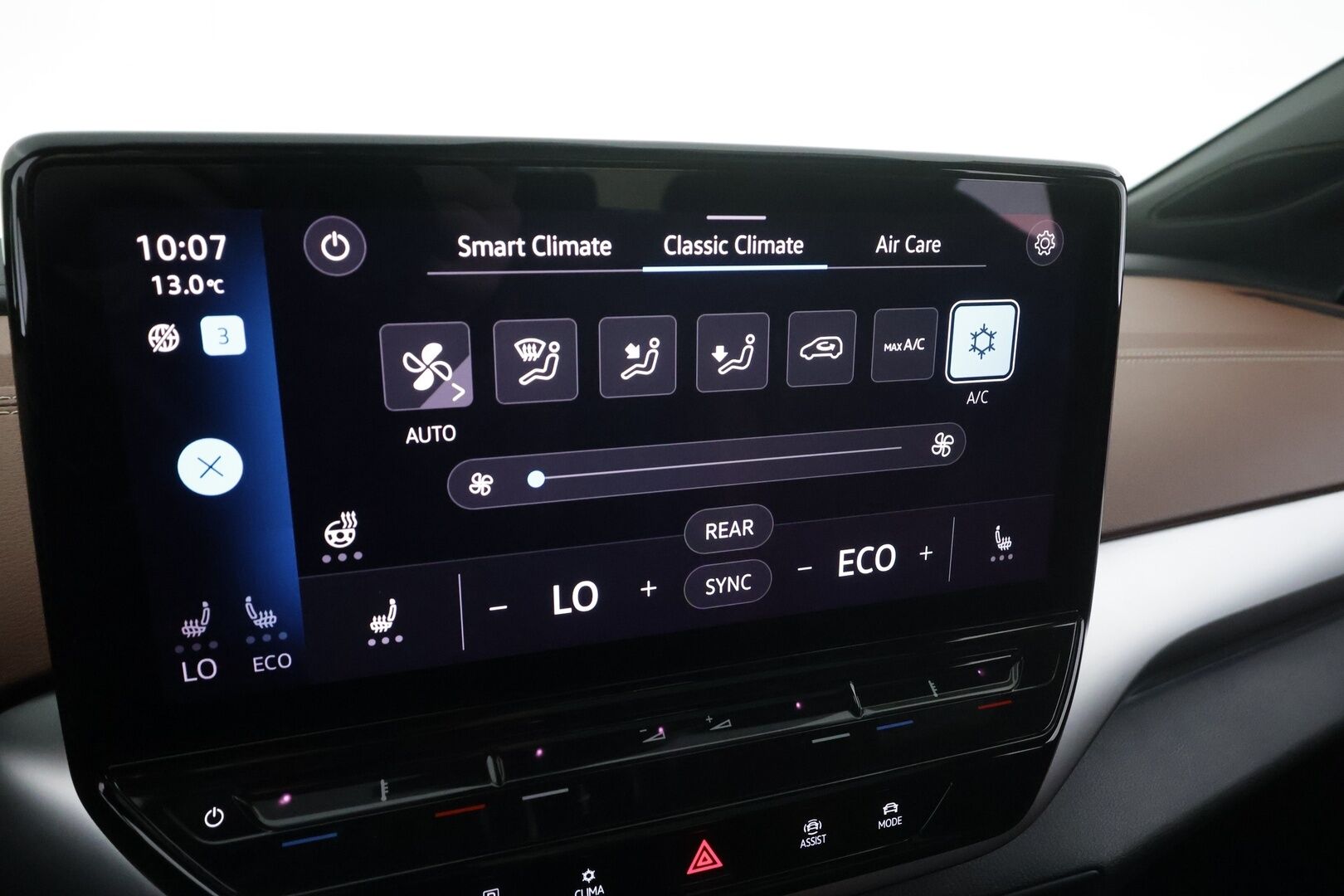 VOLKSWAGEN ID.4 2022 Pro Performance 150 kW, akku 82 kWh * ACC / Matrix-LED / ILP / 360-Kamera / Panorama / Hierovat muistipenkit / Apple&Android * - Merkkihuollettu / Kahdet renkaat