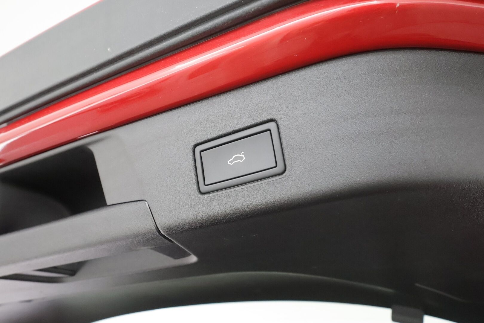 VOLKSWAGEN ID.4 2023 82kWh 150kW Pro Performance * ACC / ILP / LED / 360° / Hierovat sportit muistilla / Keyless / Apple & Android* - Merkkihuollettu / Kahdet Renkaat