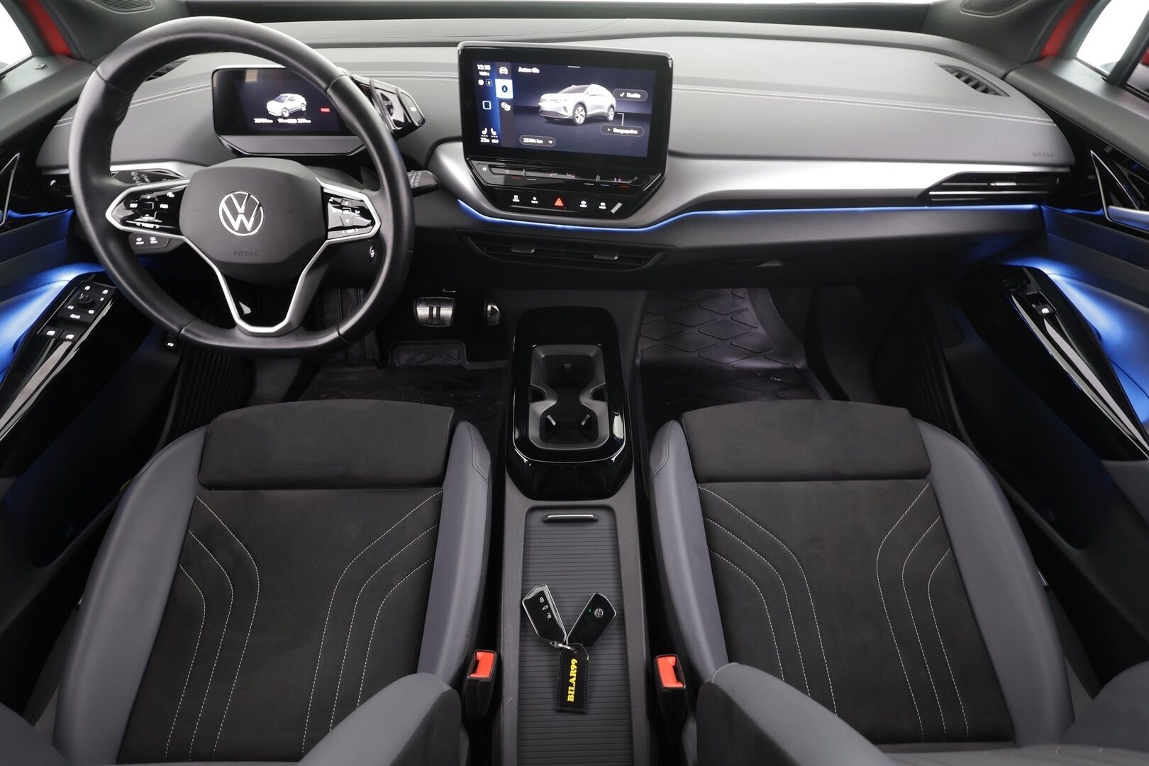 VOLKSWAGEN ID.4 2023 82kWh 150kW Pro Performance * ACC / ILP / LED / 360° / Hierovat sportit muistilla / Keyless / Apple & Android* - Merkkihuollettu / Kahdet Renkaat