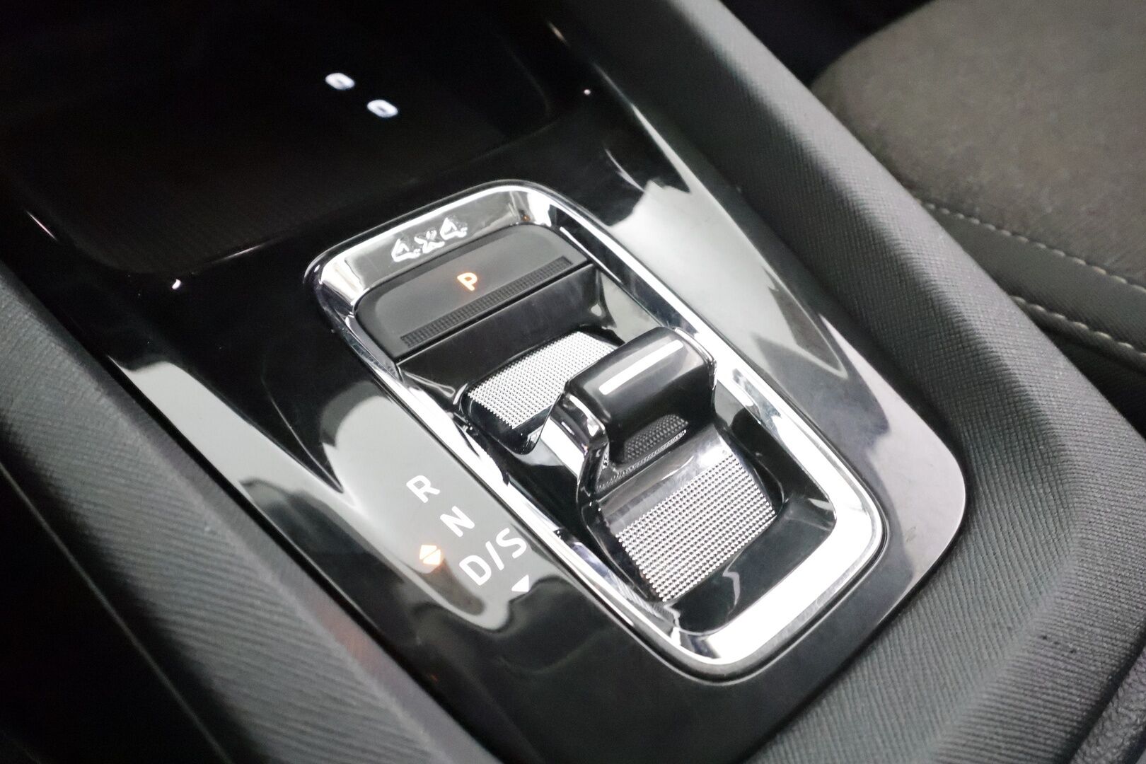 SKODA OCTAVIA 2022 Combi 2.0 TDI 150 4x4 Scout DSG * ACC / Webasto / Skoda crystal light / Koukku / P.kamera / Smartlink / Keyless* - Webasto / Merkkihuollettu / Kahdet renkaat
