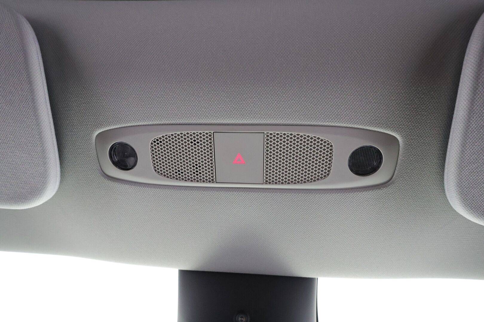 TESLA MODEL Y 2023 Long Range * ILP / ACC / Lasikatto / Matrix-LED / P.Kamera / Muistipenkki / Premium Audio / Navi / Keyless * - Akku kuntotarkastettu / 2x Latauskaapelit 