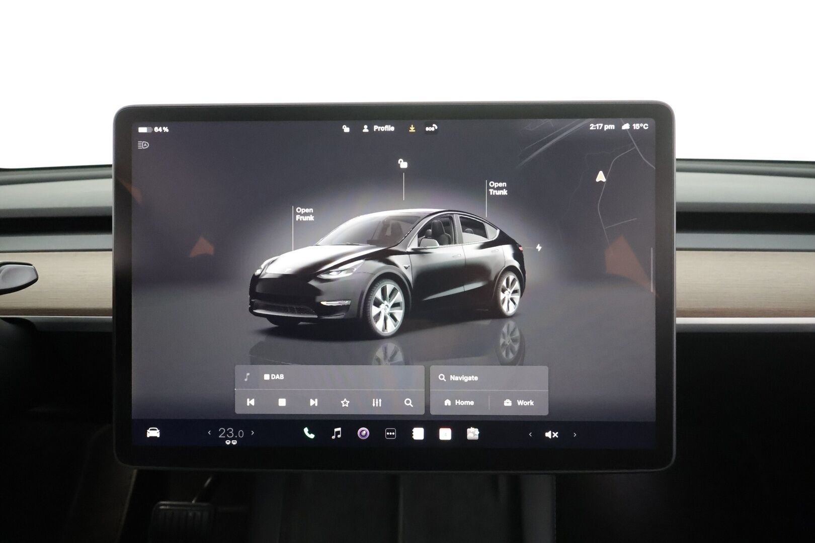 TESLA MODEL Y 2023 Long Range * ILP / ACC / Lasikatto / Matrix-LED / P.Kamera / Muistipenkki / Premium Audio / Navi / Keyless * - Akku kuntotarkastettu / 2x Latauskaapelit 