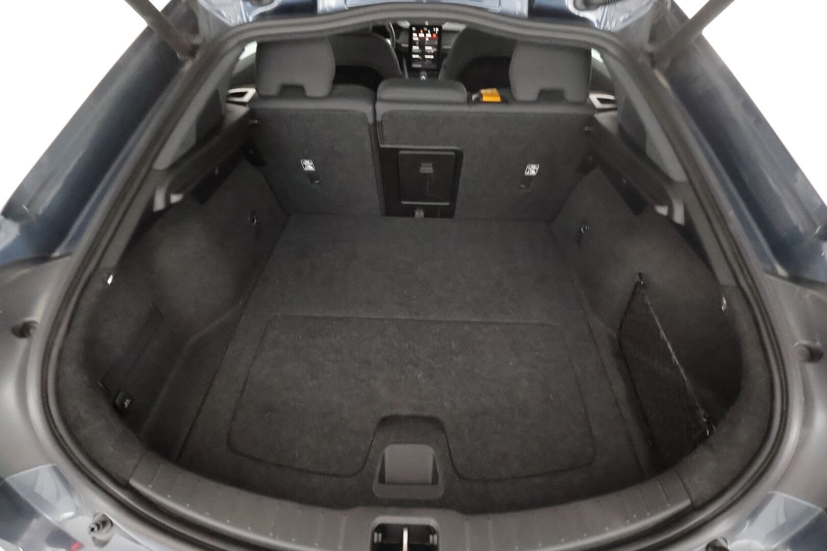 POLESTAR 2 2023 Long Range Dual Motor Performance, 350kW * ILP / Lasikatto / ACC / 360 / Sportpenkki Muistilla / H&K / Kaistavahti * - LED / 2x Latauskaapelit 