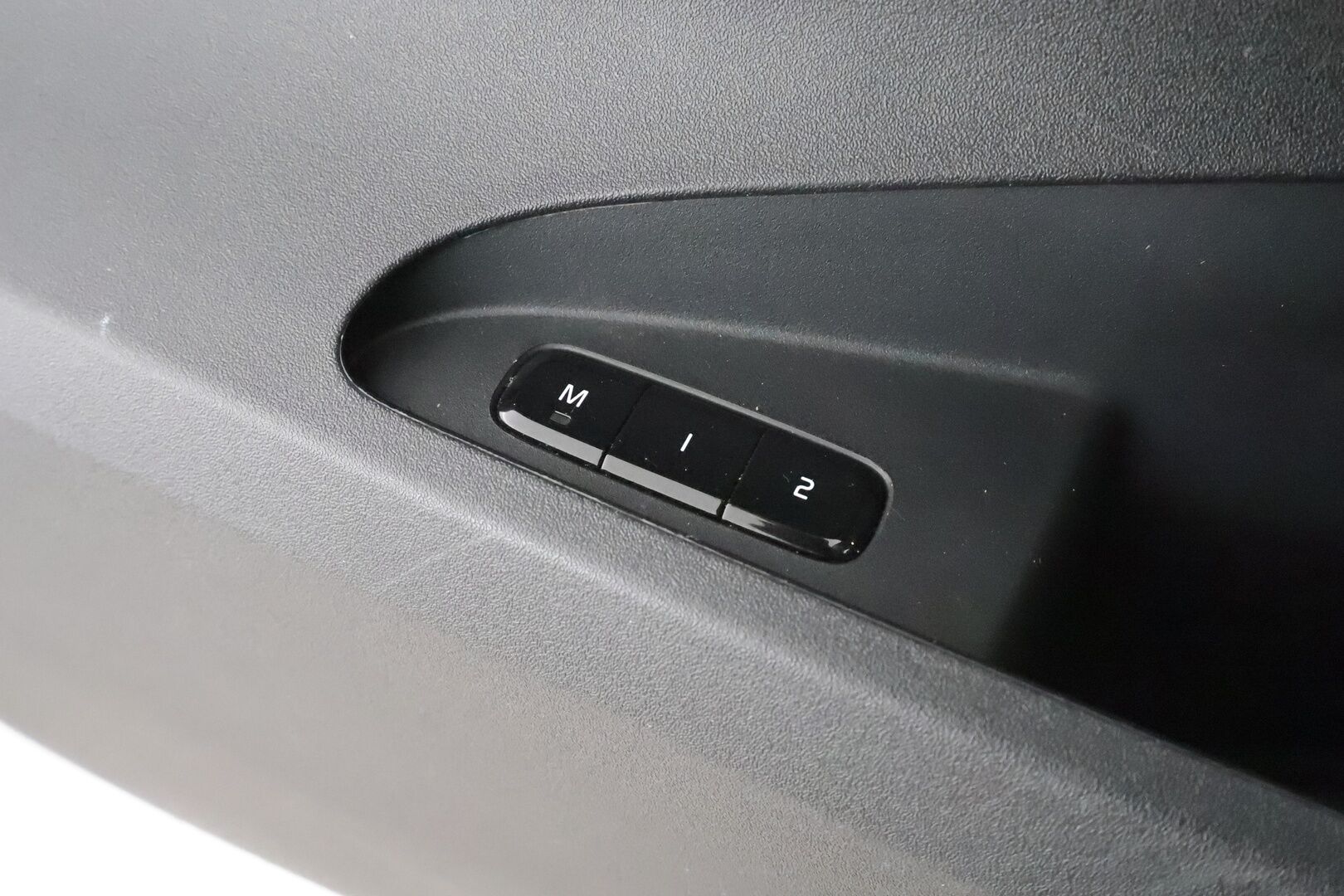 POLESTAR 2 2023 Long Range Dual Motor Performance, 350kW * ILP / Lasikatto / ACC / 360 / Sportpenkki Muistilla / H&K / Kaistavahti * - LED / 2x Latauskaapelit 