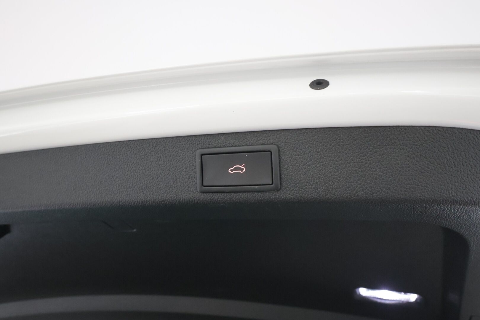 SKODA SUPERB 2021 Combi 2.0 TDI 200 4x4 Style DSG *Webasto / ACC / Matrix-LED / Koukku / Muistipenkki / Canton / P.Kamera / Keyless * - Nahkasisusta / Merkkihuollettu / Kahdet renkaat