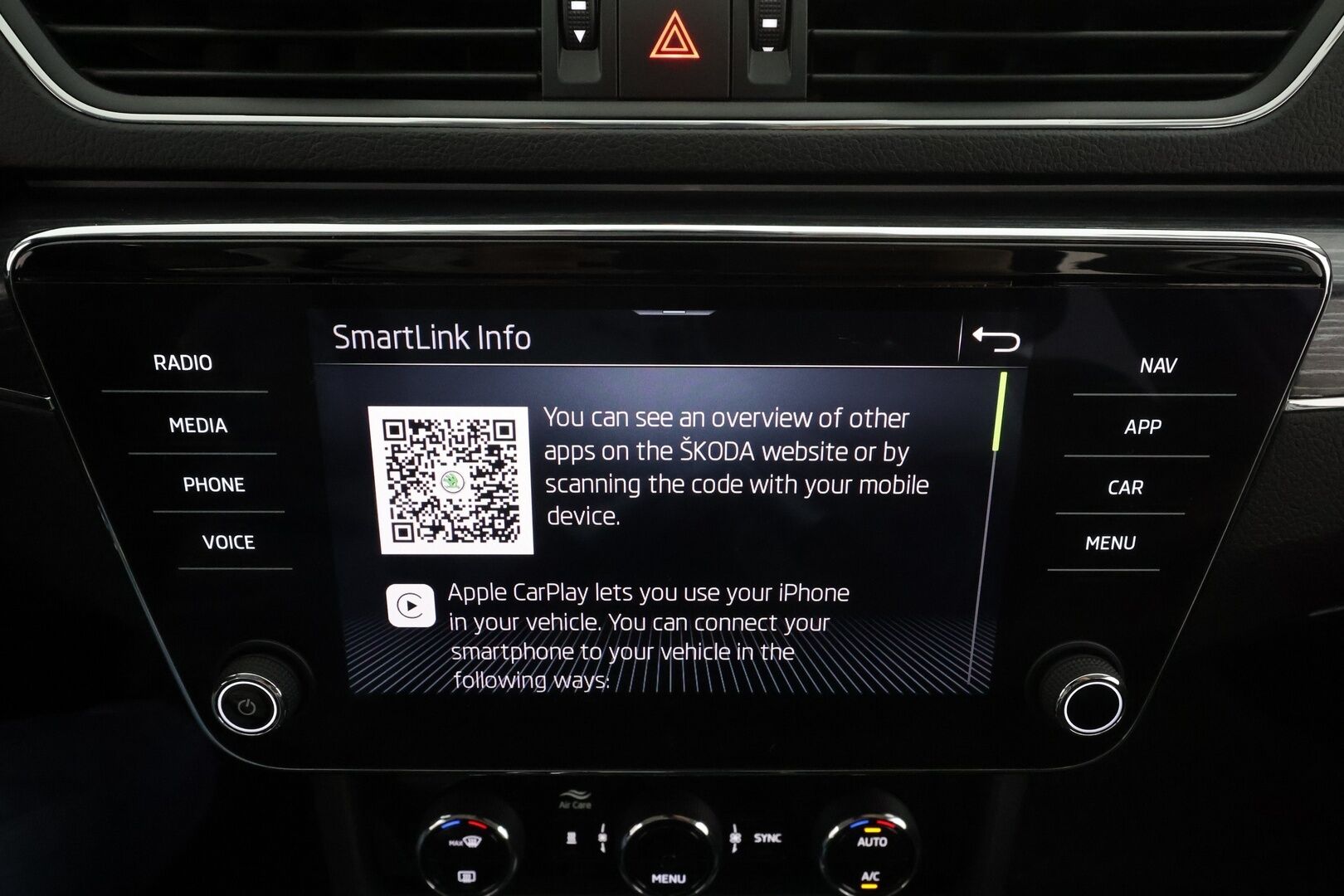 SKODA SUPERB 2021 Combi 2.0 TDI 200 4x4 Style DSG *Webasto / ACC / Matrix-LED / Koukku / Muistipenkki / Canton / P.Kamera / Keyless * - Nahkasisusta / Merkkihuollettu / Kahdet renkaat