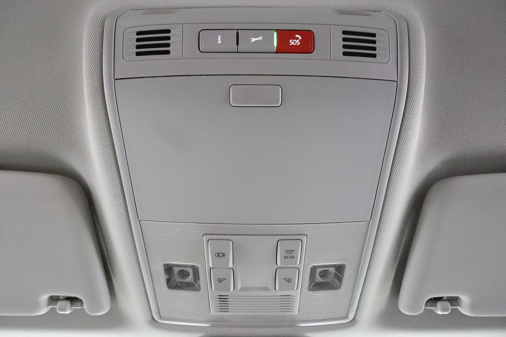 SKODA SUPERB 2021 Combi 2.0 TDI 200 4x4 Style DSG *Webasto / ACC / Matrix-LED / Koukku / Muistipenkki / Canton / P.Kamera / Keyless * - Nahkasisusta / Merkkihuollettu / Kahdet renkaat - HULLUT AVAJAISHULINAT KORKOTARJOUS 3,29 %