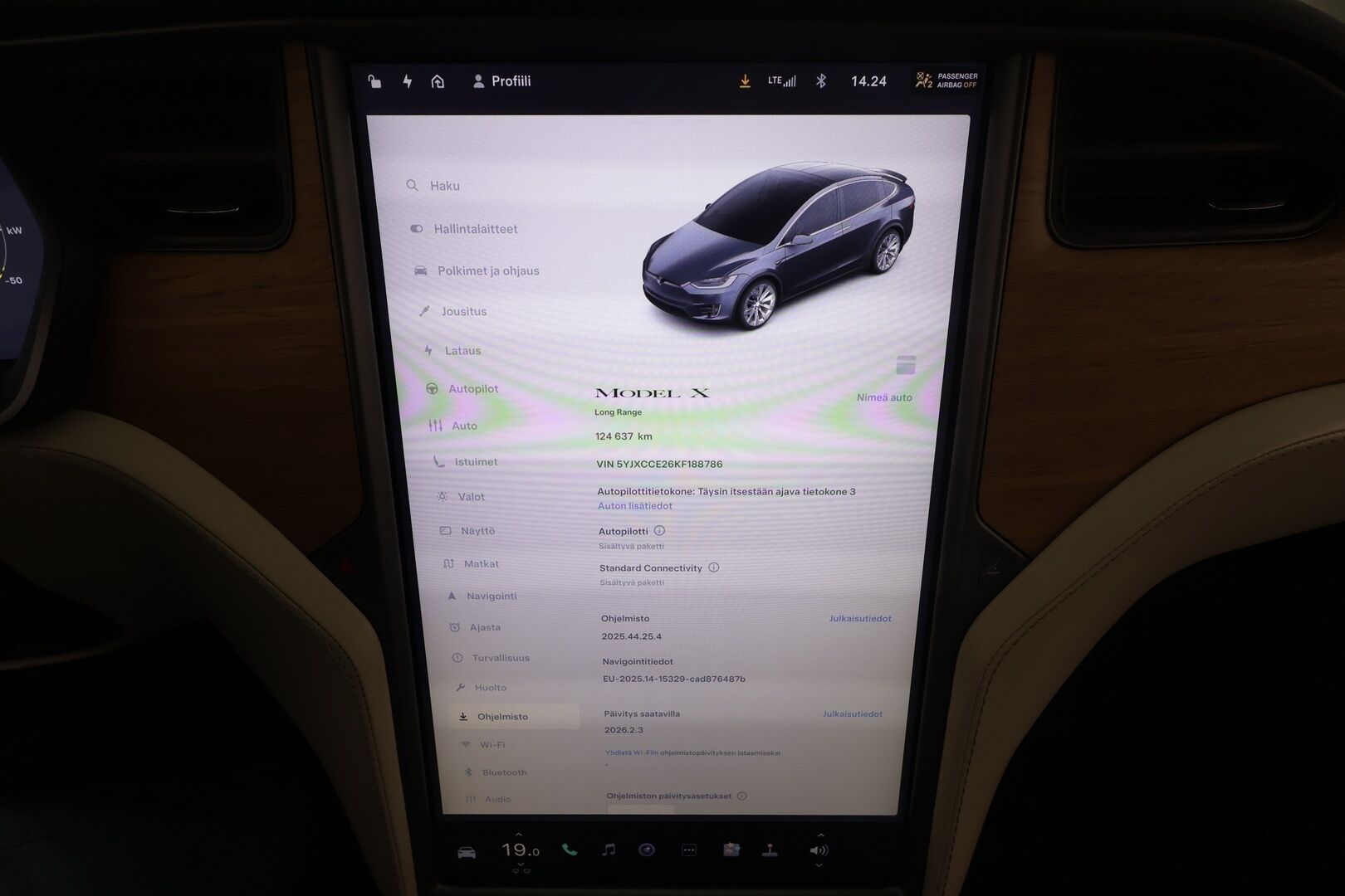 TESLA MODEL X 2019 Long Range AWD 6-P * Ilma-alusta / ACC / LED / P.Kamera / Koukku / Kaistavahti / Keyless * - 2x Latauskaapelit