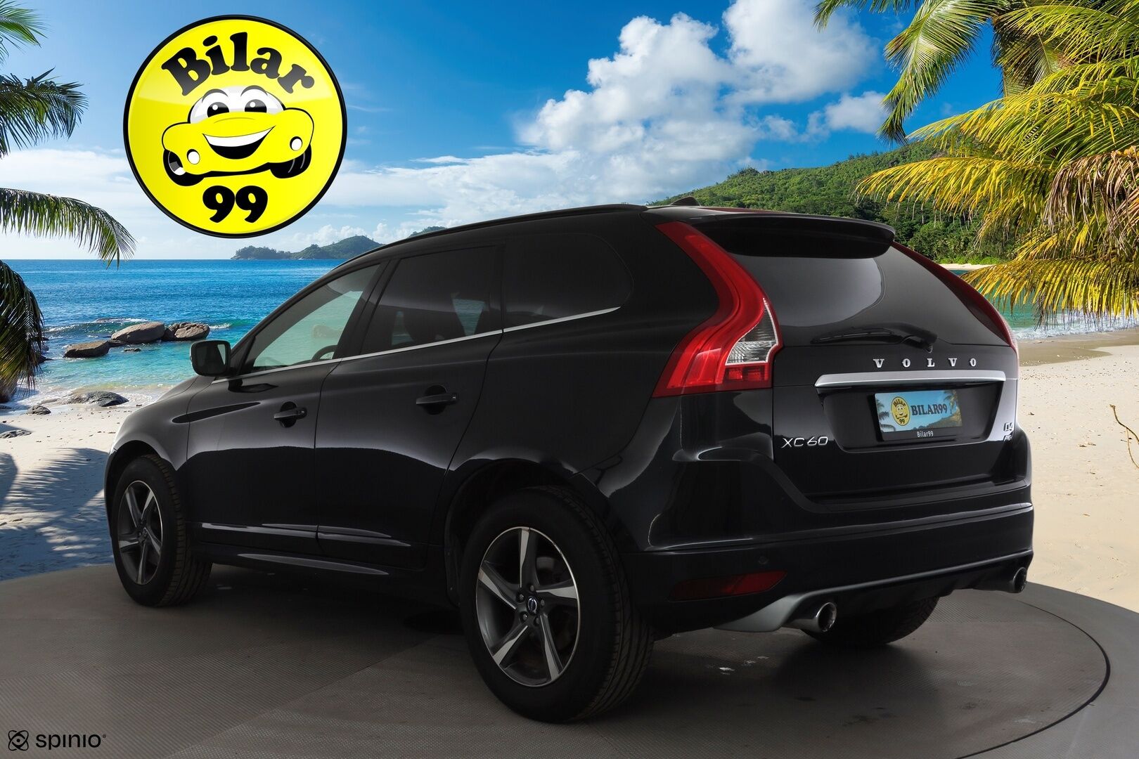 Volvo XC60 2015 D4 AWD R-Design aut * ACC / Panorama / Nahat / P.tutkat / Webasto / Blis ** - 2x vanteet / Merkkihuollettu