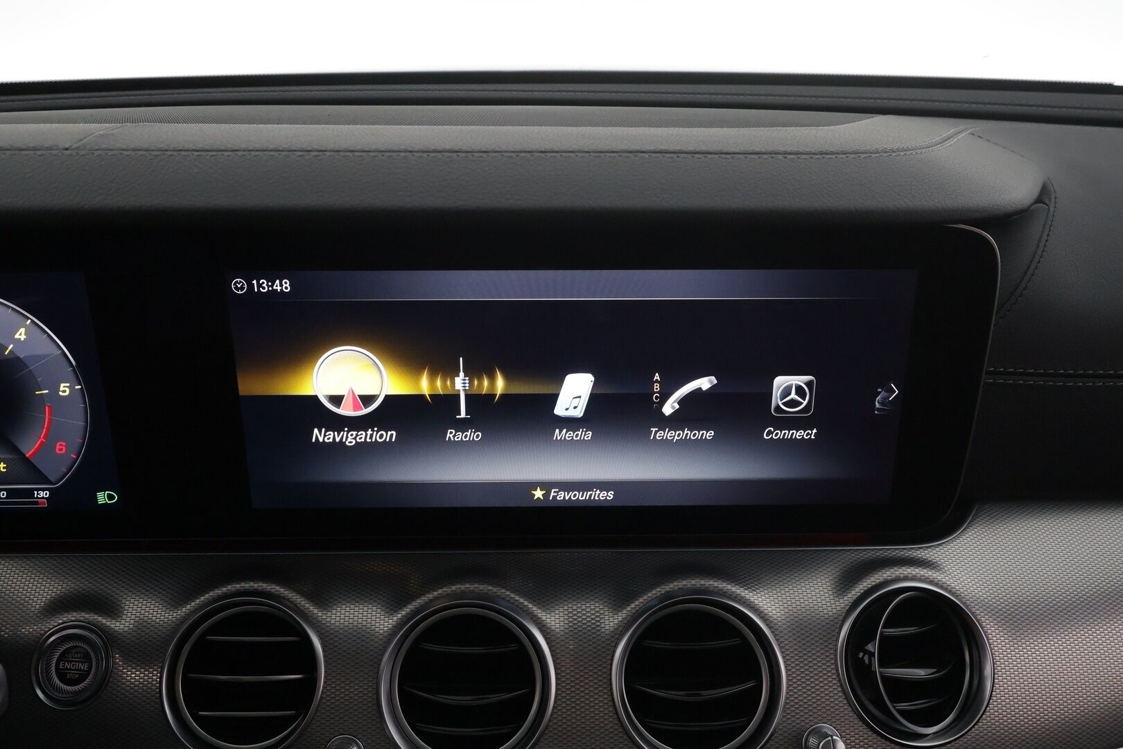 MERCEDES-BENZ E 2019 220 d 4Matic A  AMG * Widescreen / Vakkari / Webasto / Koukku / Panorama / Osasähköt / P.kamera * -  Merkkihuollettu / Kahdet Renkaat