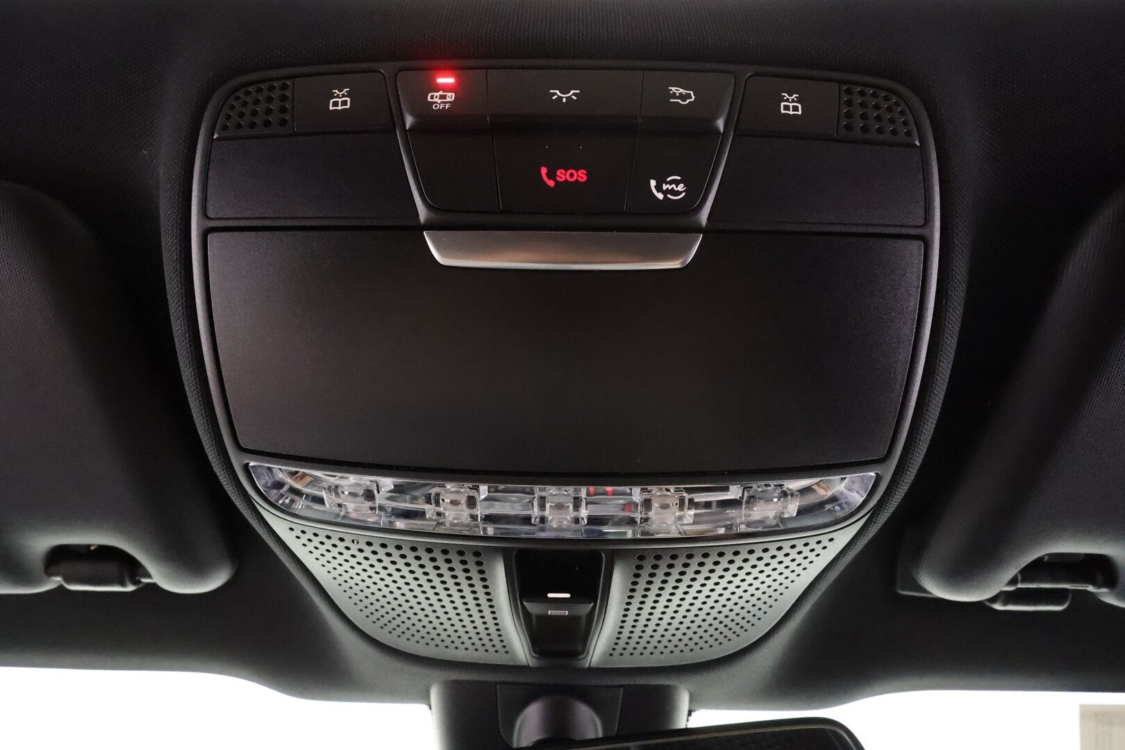 MERCEDES-BENZ E 2019 220 d 4Matic A  AMG - *Merkkihuollettu | Widescreen | Vakkari | Webasto | Koukku | Panorama | P.kamera*