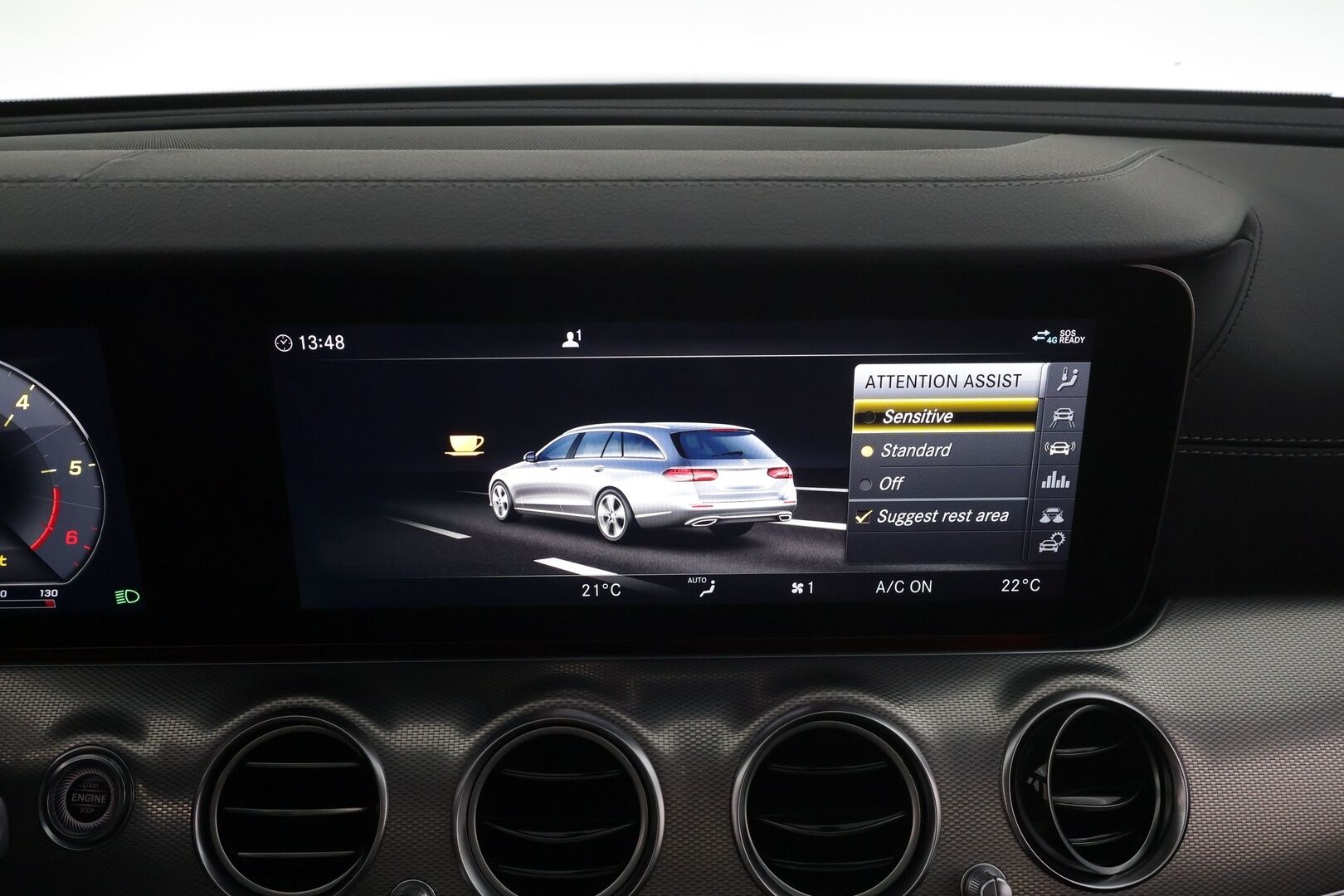 MERCEDES-BENZ E 2019 220 d 4Matic A  AMG * Widescreen / Vakkari / Webasto / Koukku / Panorama / Osasähköt / P.kamera * -  Merkkihuollettu / Kahdet Renkaat