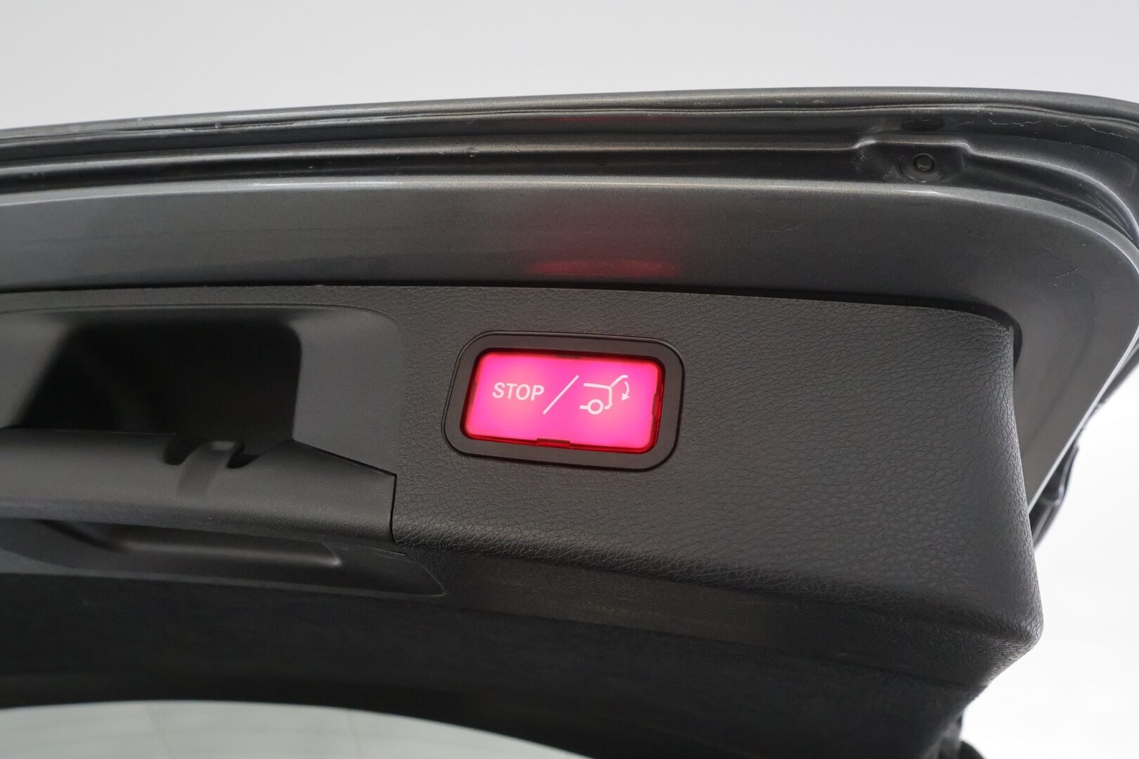 MERCEDES-BENZ E 2019 220 d 4Matic A  AMG * Widescreen / Vakkari / Webasto / Koukku / Panorama / Osasähköt / P.kamera * -  Merkkihuollettu / Kahdet Renkaat