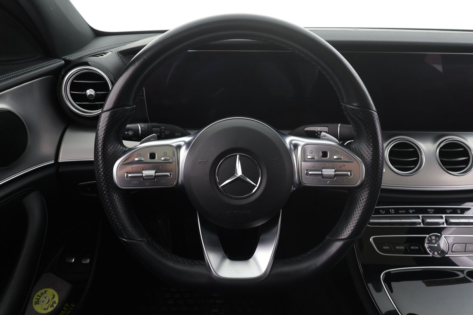 MERCEDES-BENZ E 2019 220 d 4Matic A  AMG * Widescreen / Vakkari / Webasto / Koukku / Panorama / Osasähköt / P.kamera * -  Merkkihuollettu / Kahdet Renkaat