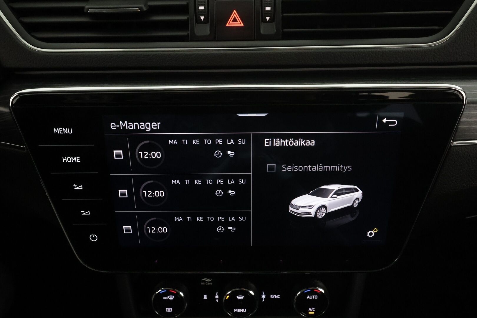 SKODA SUPERB 2023 Combi Style 1.4 TSI iV 160kW DSG * ACC / Webasto / Koukku / Ilmastoitu muistipenkki / Matrix-LED / Nahkaverhoilu * - Merkkihuollettu / 2xLataus