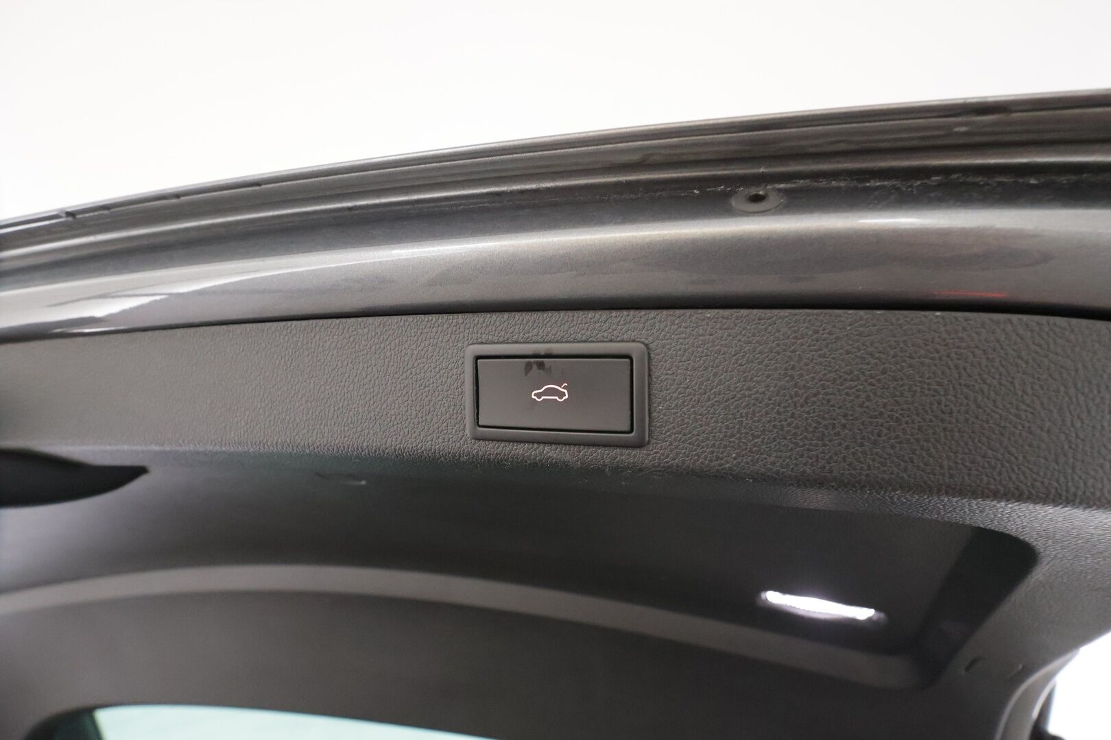 SKODA SUPERB 2023 Combi Style 1.4 TSI iV 160kW DSG * ACC / Webasto / Koukku / Ilmastoitu muistipenkki / Matrix-LED / Nahkaverhoilu * - Merkkihuollettu / 2xLataus