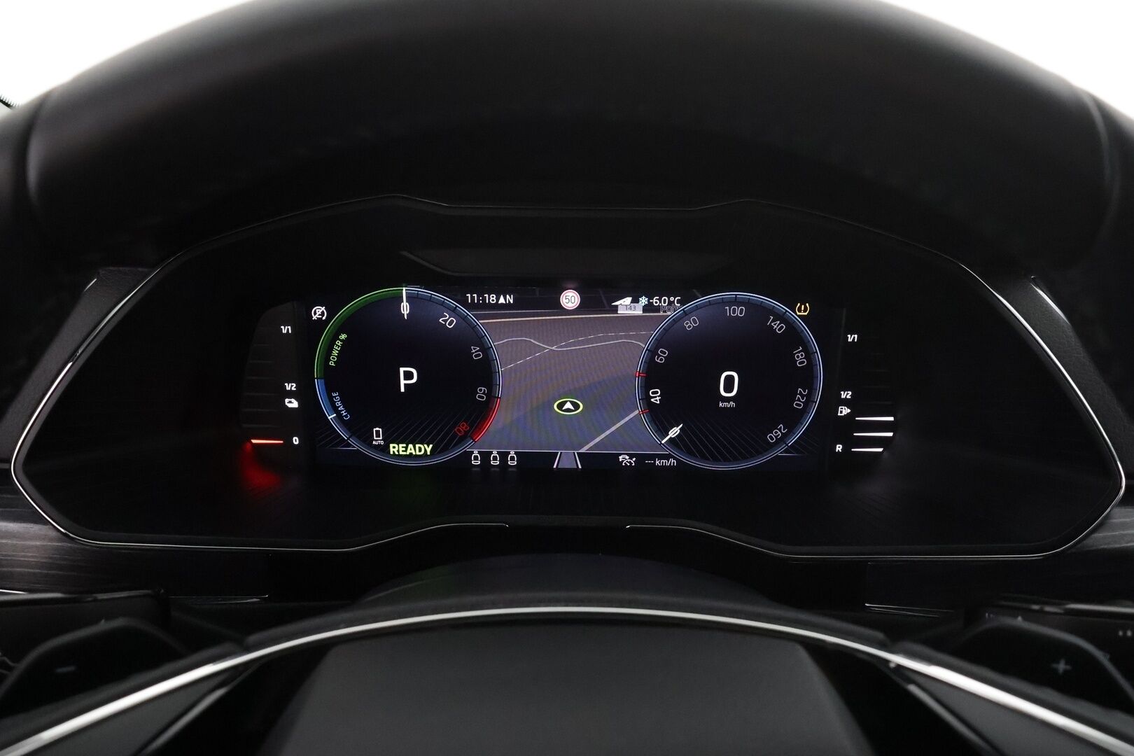 SKODA SUPERB 2023 Combi Style 1.4 TSI iV 160kW DSG * ACC / Webasto / Koukku / Ilmastoitu muistipenkki / Matrix-LED / Nahkaverhoilu * - Merkkihuollettu / 2xLataus