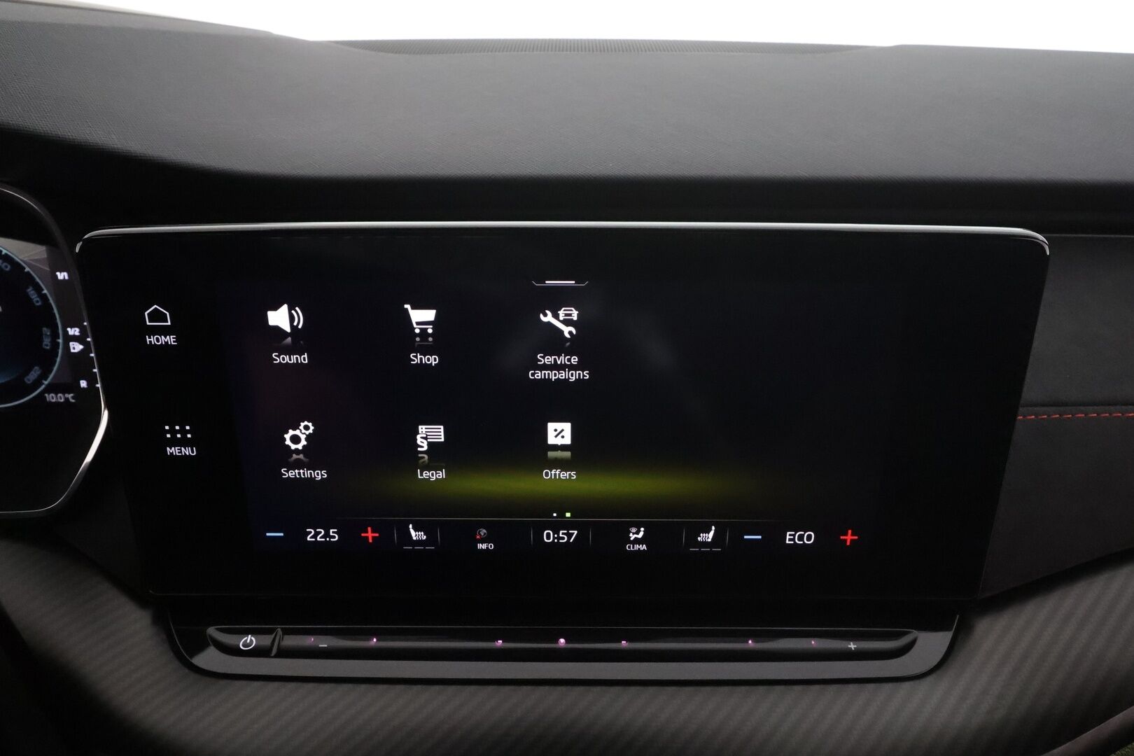 SKODA OCTAVIA RS 2024 Combi 1.4 TSI PHEV RS iV DSG * ACC / HUD / Webasto / Koukku / Panorama / Matrix-LED / Hierovat muistipenkit * - Canton / Sporttipenkit / Merkkihuollettu / Kahdet Renkaat / 2X Lataus 