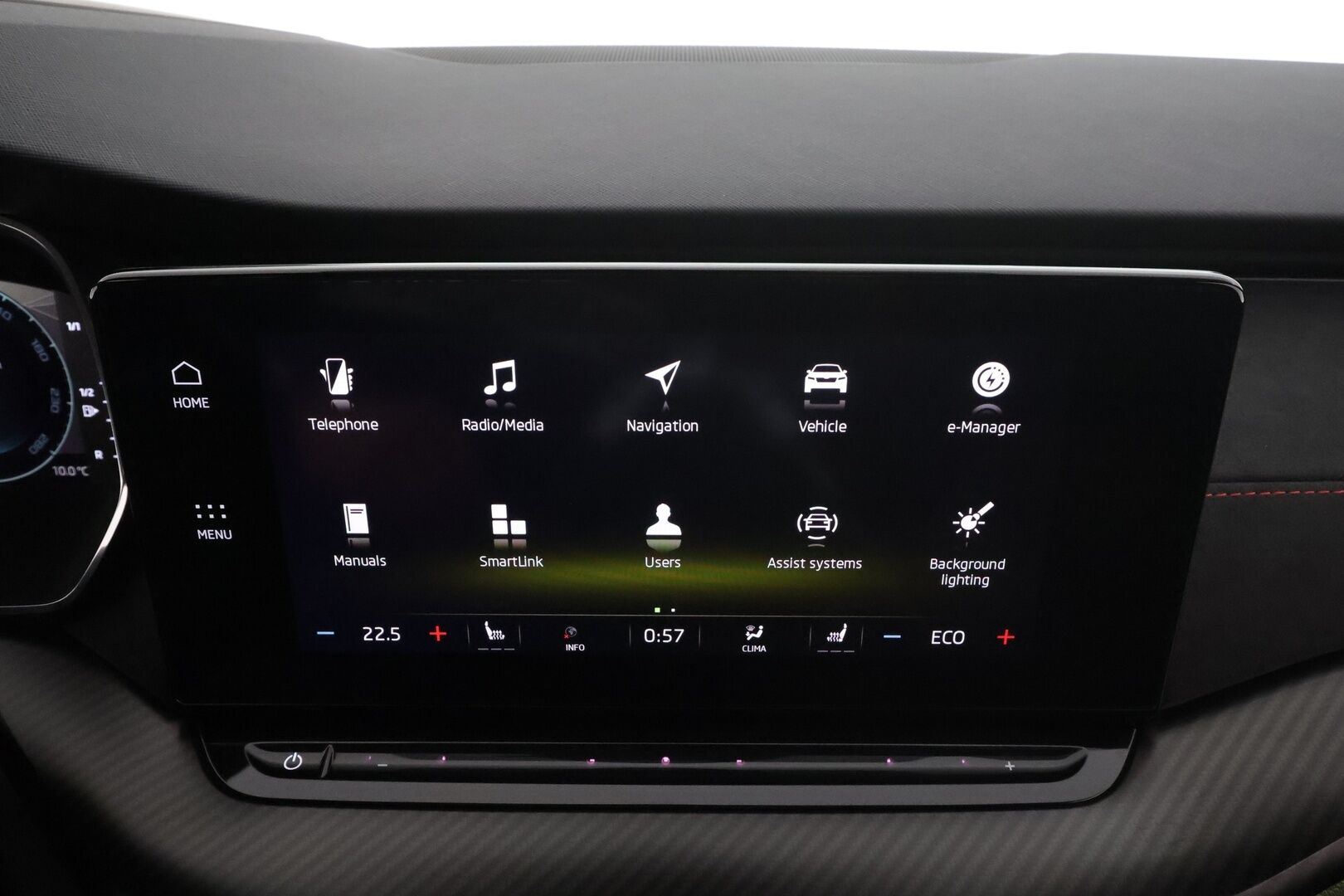 SKODA OCTAVIA RS 2024 Combi 1.4 TSI PHEV RS iV DSG * ACC / HUD / Webasto / Koukku / Panorama / Matrix-LED / Hierovat muistipenkit * - Canton / Sporttipenkit / Merkkihuollettu / Kahdet Renkaat / 2X Lataus 