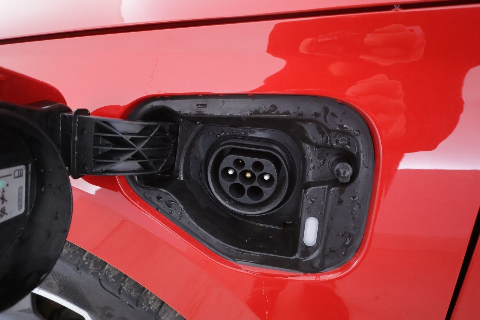 SKODA OCTAVIA RS 2024 Combi 1.4 TSI PHEV RS iV DSG * ACC / HUD / Webasto / Koukku / Panorama / Matrix-LED / Hierovat muistipenkit * - Canton / Sporttipenkit / Merkkihuollettu / Kahdet Renkaat / 2X Lataus 