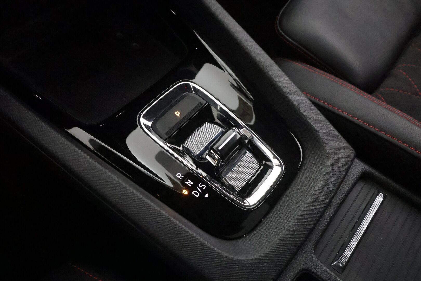 SKODA OCTAVIA RS 2024 Combi 1.4 TSI PHEV RS iV DSG * ACC / HUD / Webasto / Koukku / Panorama / Matrix-LED / Hierovat muistipenkit * - Canton / Sporttipenkit / Merkkihuollettu / Kahdet Renkaat / 2X Lataus 