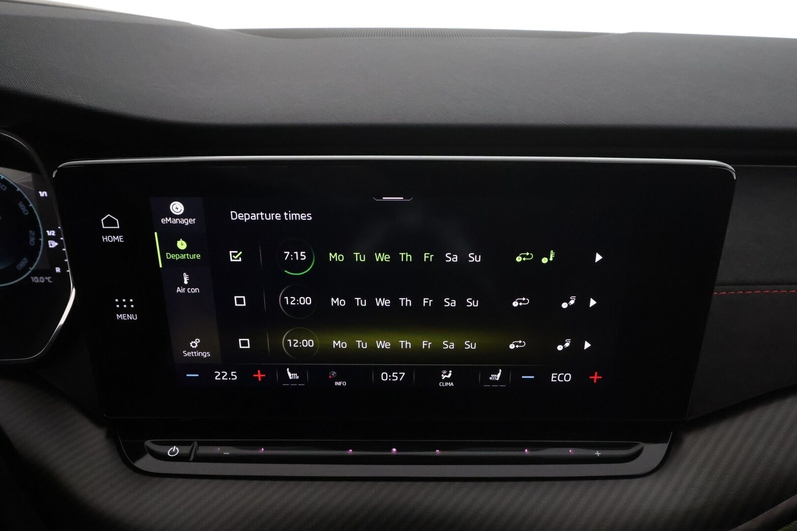 SKODA OCTAVIA RS 2024 Combi 1.4 TSI PHEV RS iV DSG * ACC / HUD / Webasto / Koukku / Panorama / Matrix-LED / Hierovat muistipenkit * - Canton / Sporttipenkit / Merkkihuollettu / Kahdet Renkaat / 2X Lataus 