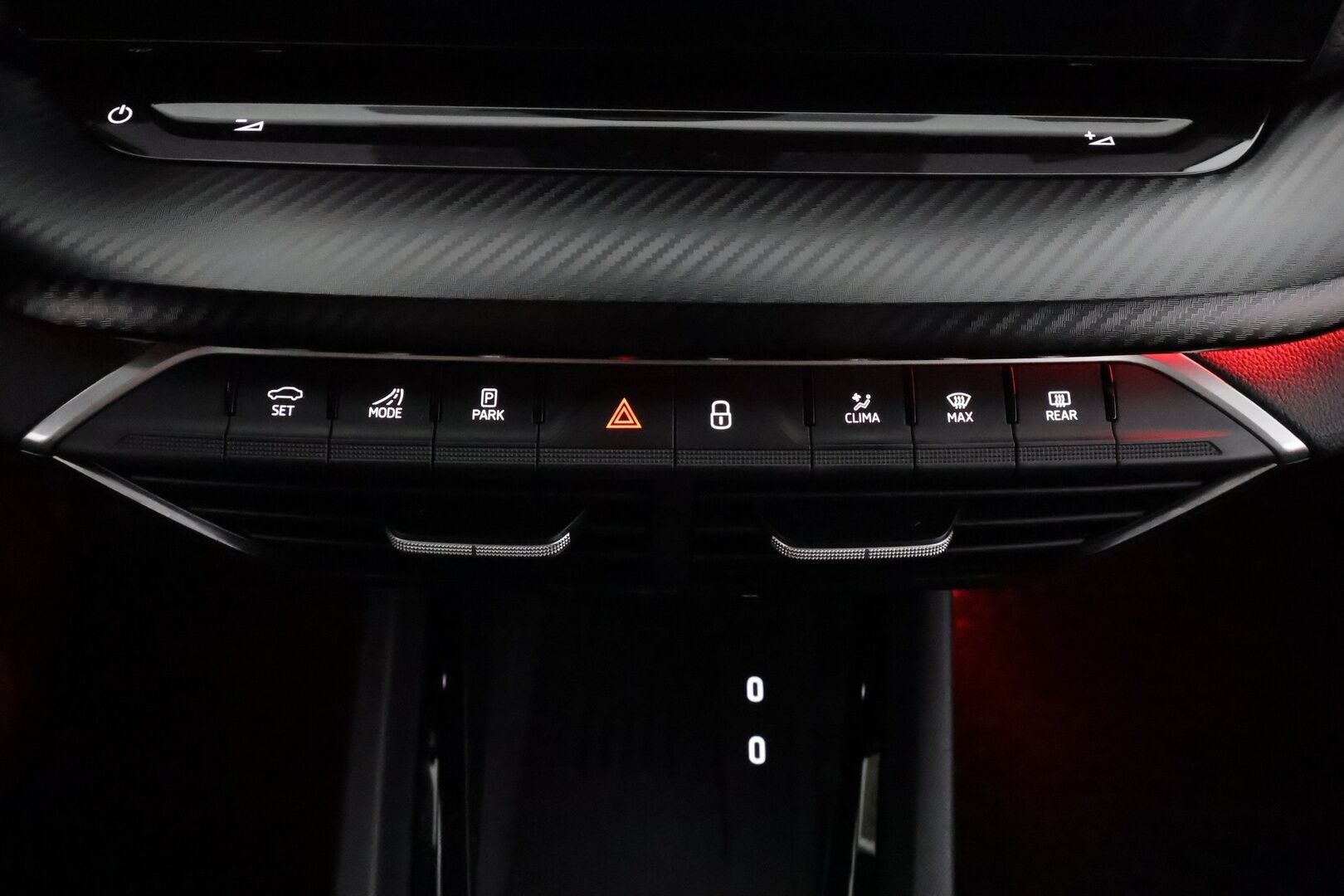 SKODA OCTAVIA 2025 2.0TDI 110kw Sportline DSG * Facelift / ACC / HUD / Webasto / Panorama / Muistipenkit / Matrix-LED / 360° / Canton / * - Merkkihuollettu / Kahdet Renkaat / Huippuvarusteet