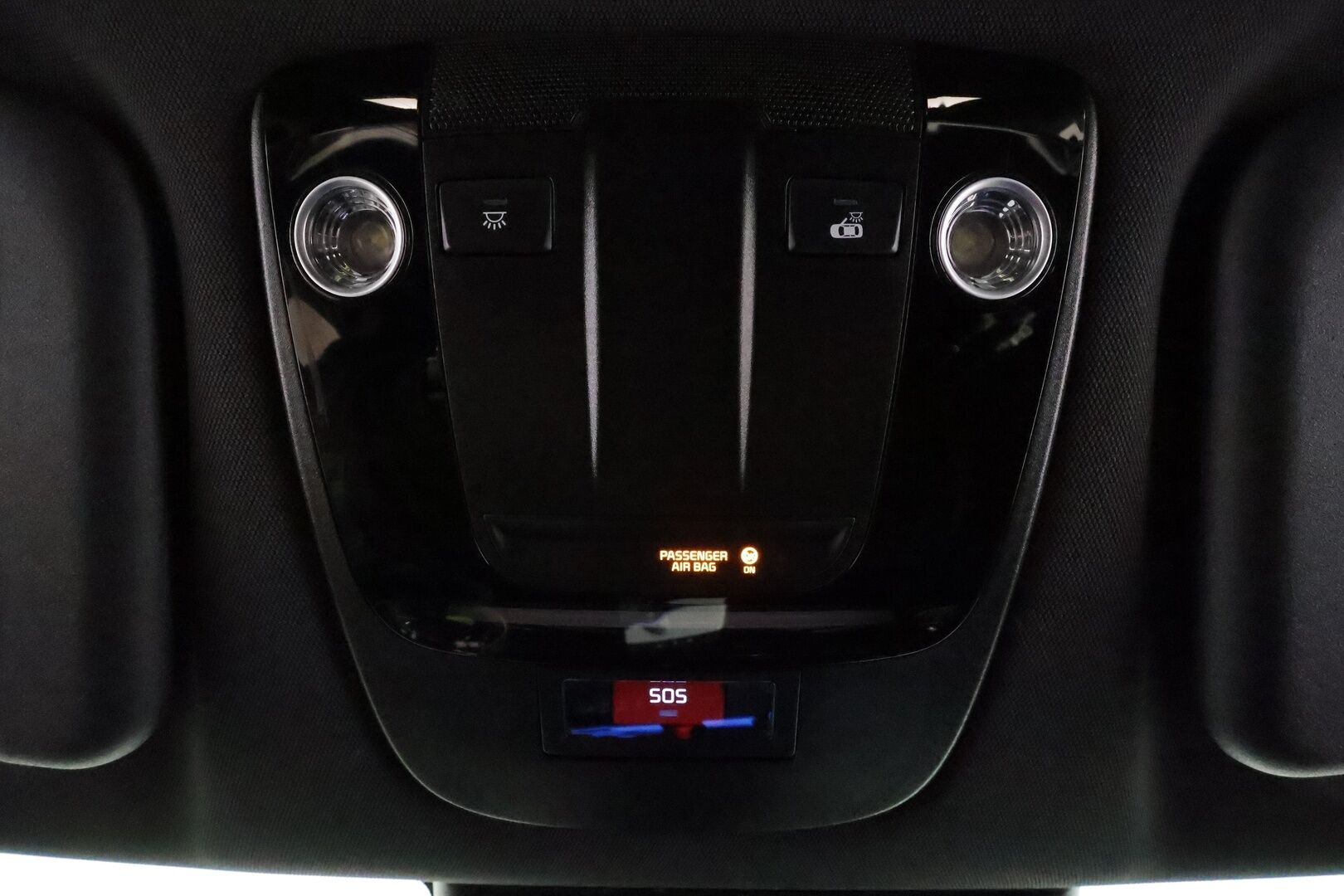 KIA EV6 2023 GT AWD 77kWh 585hv * ACC / HUD / 360° / Adapt.LED / Meridian / Sporttipenkit * - Akku kuntotarkastettu / Merkkihuollettu