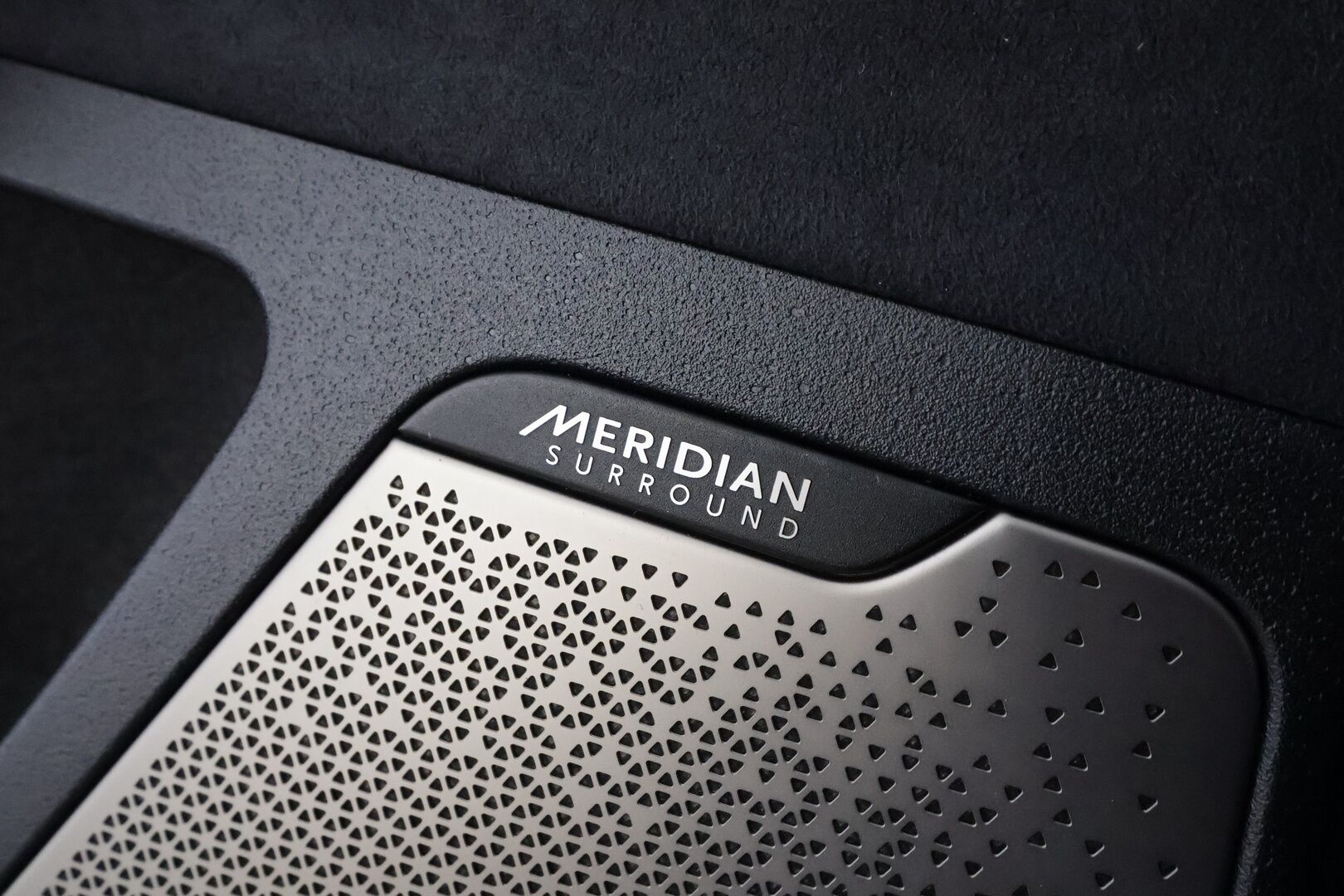 KIA EV6 2023 GT AWD 77kWh 585hv * ACC / HUD / 360° / Adapt.LED / Meridian / Sporttipenkit * - Akku kuntotarkastettu / Merkkihuollettu