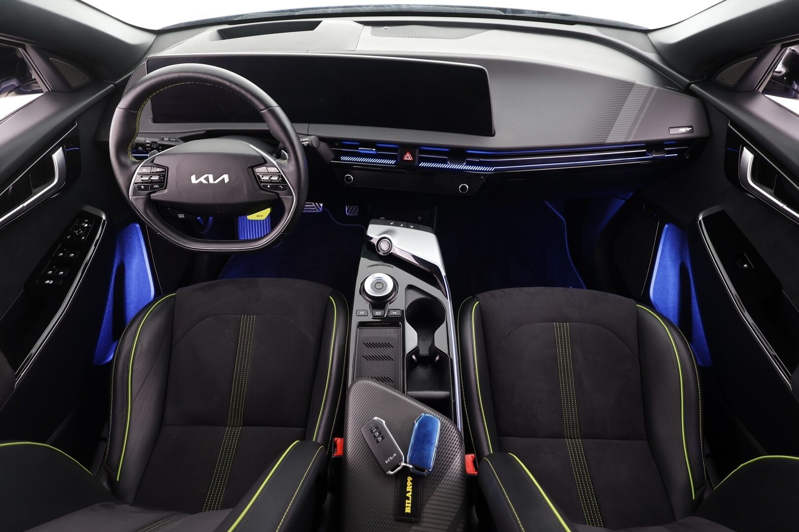 KIA EV6 2023 GT AWD 77kWh 585hv * ACC / HUD / 360° / Adapt.LED / Meridian / Sporttipenkit * - Akku kuntotarkastettu / Merkkihuollettu