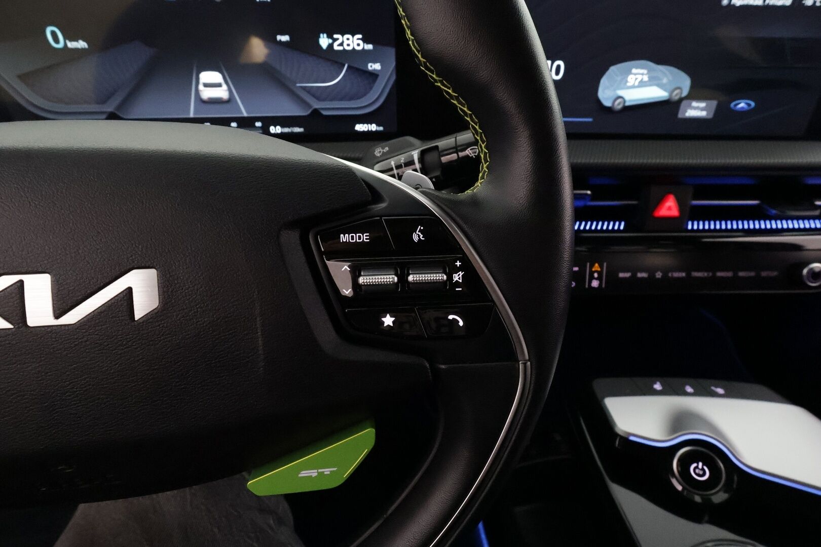 KIA EV6 2023 GT AWD 585hv * ACC / ILP / HUD / 360° / Adapt.LED / Meridian / Sporttipenkit * - Akku kuntotarkastettu / Merkkihuollettu - HULLUT AVAJAISHULINAT KORKOTARJOUS 3,29 %