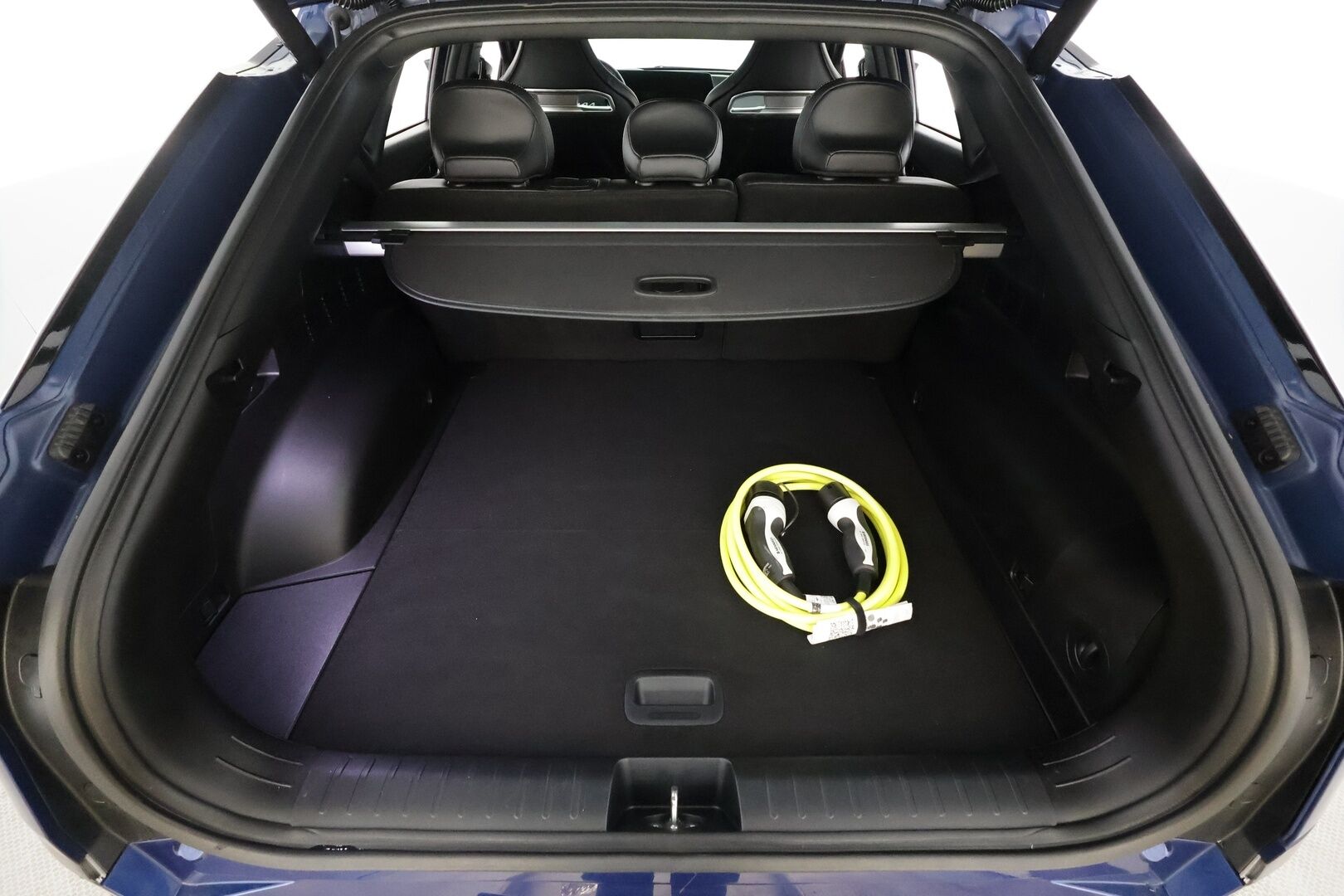 KIA EV6 2023 GT AWD 77kWh 585hv * ACC / HUD / 360° / Adapt.LED / Meridian / Sporttipenkit * - Akku kuntotarkastettu / Merkkihuollettu