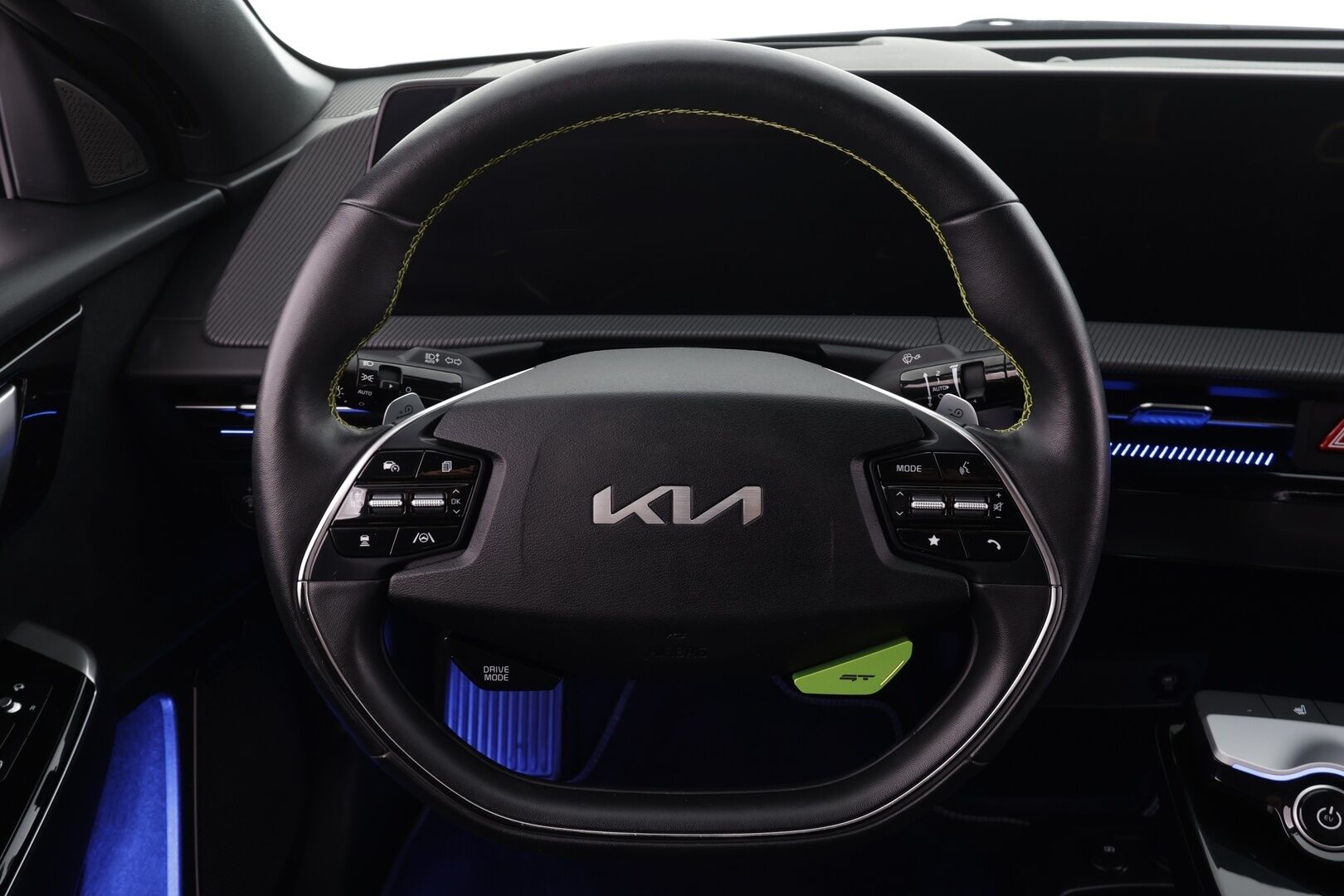 KIA EV6 2023 GT AWD 585hv * ACC / ILP / HUD / 360° / Adapt.LED / Meridian / Sporttipenkit * - Akku kuntotarkastettu / Merkkihuollettu - HULLUT AVAJAISHULINAT KORKOTARJOUS 3,29 %
