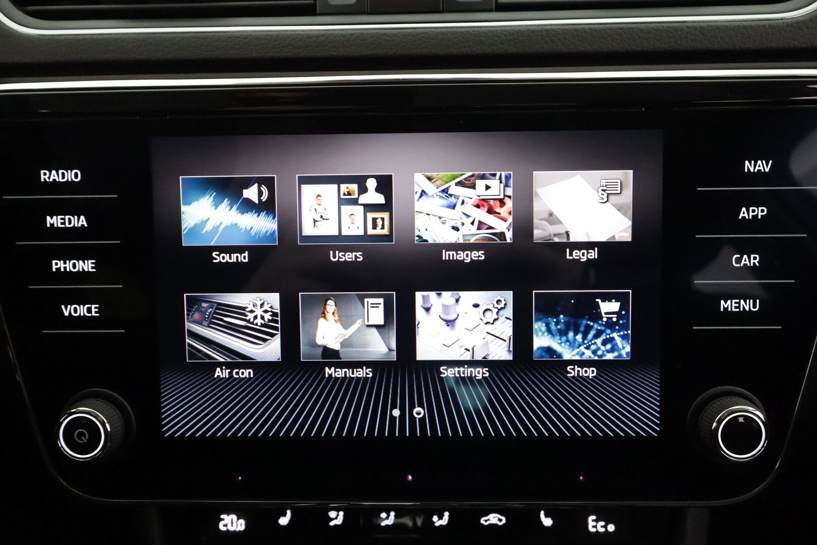 SKODA SUPERB 2024 1.4 TSi iV Style DSG * ACC / Skoda crystal light / Webasto / Koukku / Muistipenkki / Apple&Android * - Merkkihuollettu / Kahdet Renkaat / 2x Lataus