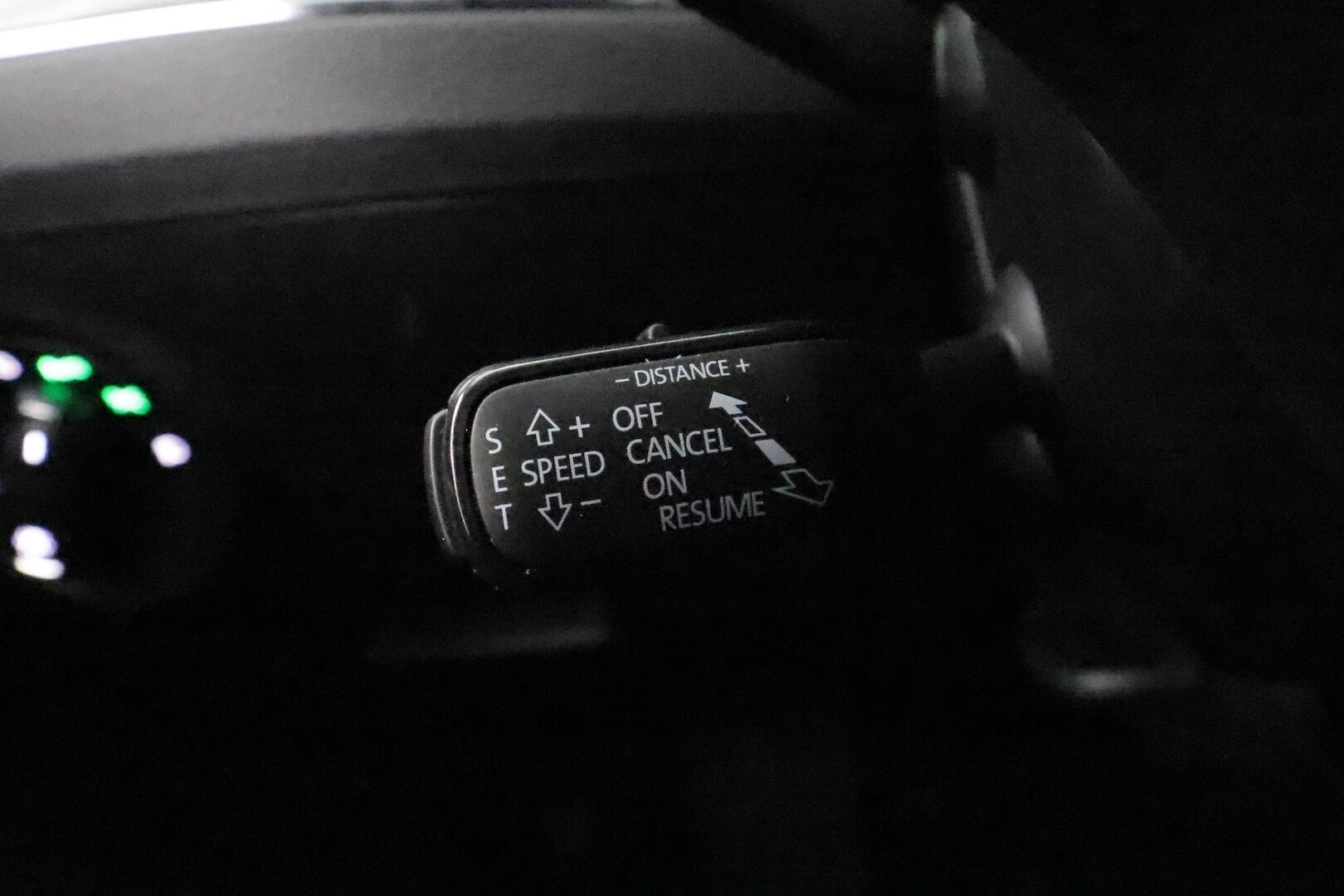 SKODA SUPERB 2024 1.4 TSi iV Style DSG * ACC / Skoda crystal light / Webasto / Koukku / Muistipenkki / Apple&Android * - Merkkihuollettu / Kahdet Renkaat / 2x Lataus