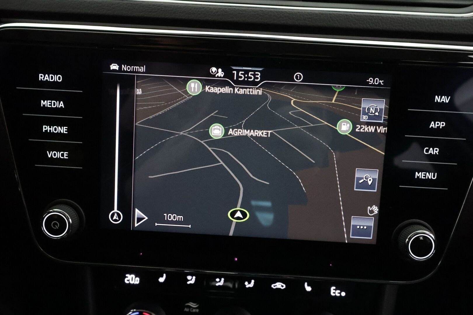 SKODA SUPERB 2024 1.4 TSi iV Style DSG * ACC / Skoda crystal light / Webasto / Koukku / Muistipenkki / Apple&Android * - Merkkihuollettu / Kahdet Renkaat / 2x Lataus