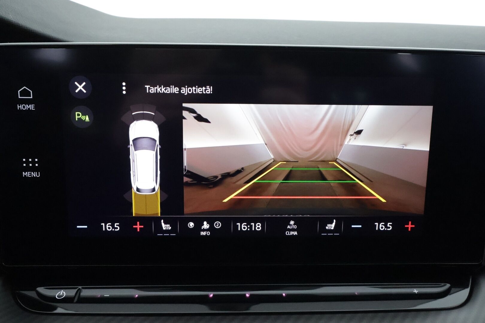 SKODA OCTAVIA 2023 Combi 2.0 TDI RS 4x4 147kW * ACC / Webasto / Koukku / P.kamera / Matrix-LED / Apple&Android * - Merkkihuollettu / Kahdet renkaat