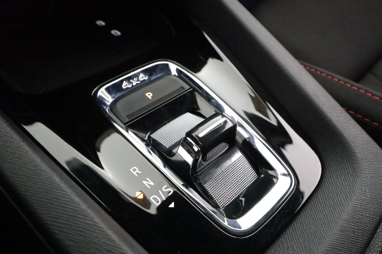 SKODA OCTAVIA 2023 Combi 2.0 TDI RS 4x4 147kW * ACC / Webasto / Koukku / P.kamera / Matrix-LED / Apple&Android * - Merkkihuollettu / Kahdet renkaat