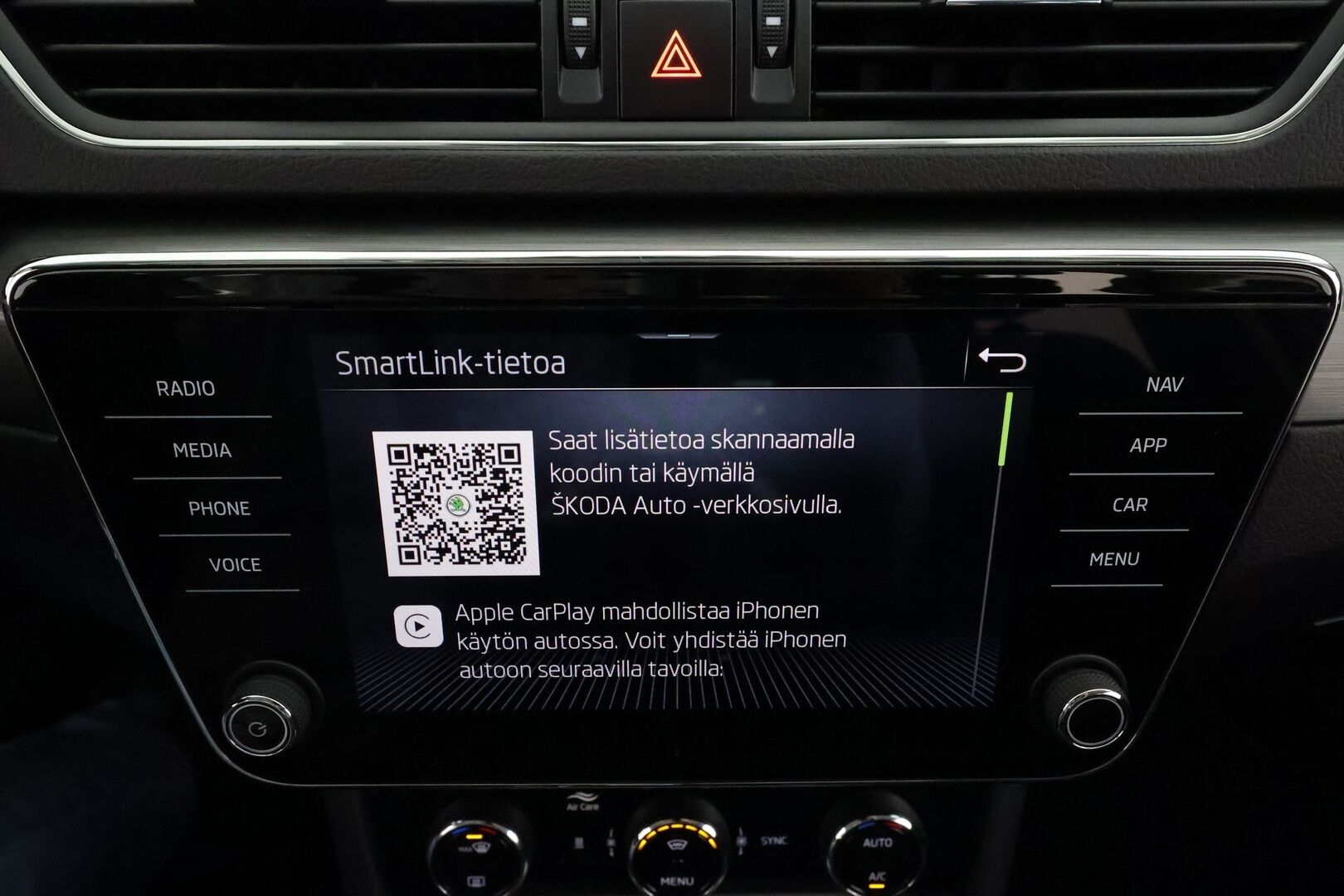 SKODA SUPERB 2023 1.4 TSi iV Style DSG * ACC / Matrix-LED / Webasto / Koukku / Muistipenkki / Apple&Android * - Merkkihuollettu / Akku kuntotarkastettu / 2x Lataus / Kahdet Renkaat