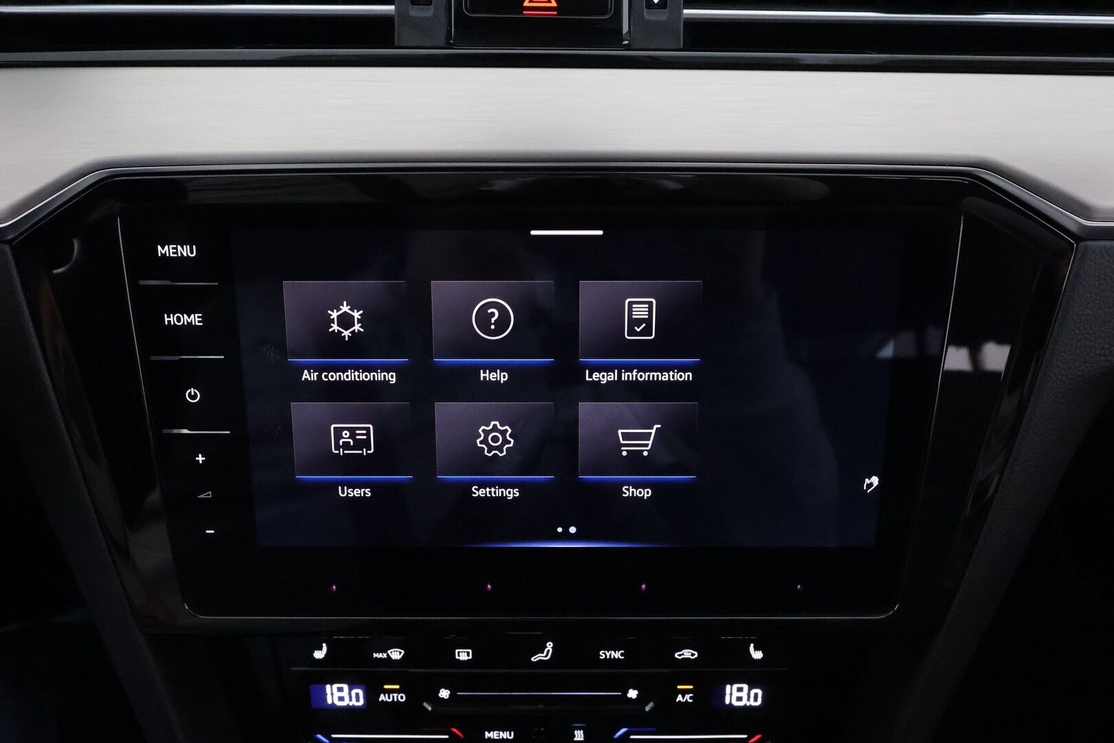 VOLKSWAGEN PASSAT 2023 Variant Business 2.0 TDi 150 DSG * ACC / Webasto / LED / P.Kamera / Apple&Android * - Merkkihuollettu / Kahdet Renkaat - HULLUT AVAJAISHULINAT KORKOTARJOUS 3,29 %
