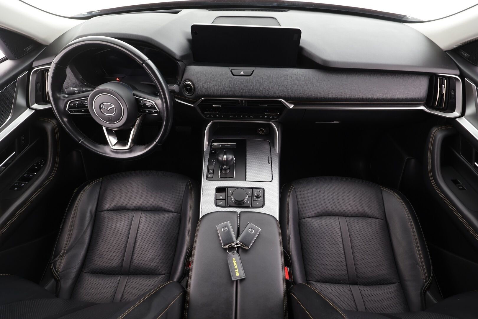 MAZDA CX-60 2022 2.5 PHEV 8AT AWD Homura * ACC / HUD / Bose / 360° / Ilmastoidut nahat / KeylessGo / Muistipenkki / Navi * - Akku kuntotarkastettu SoH 93% / Kahdet renkaat aluvanteilla / Merkkihuollettu